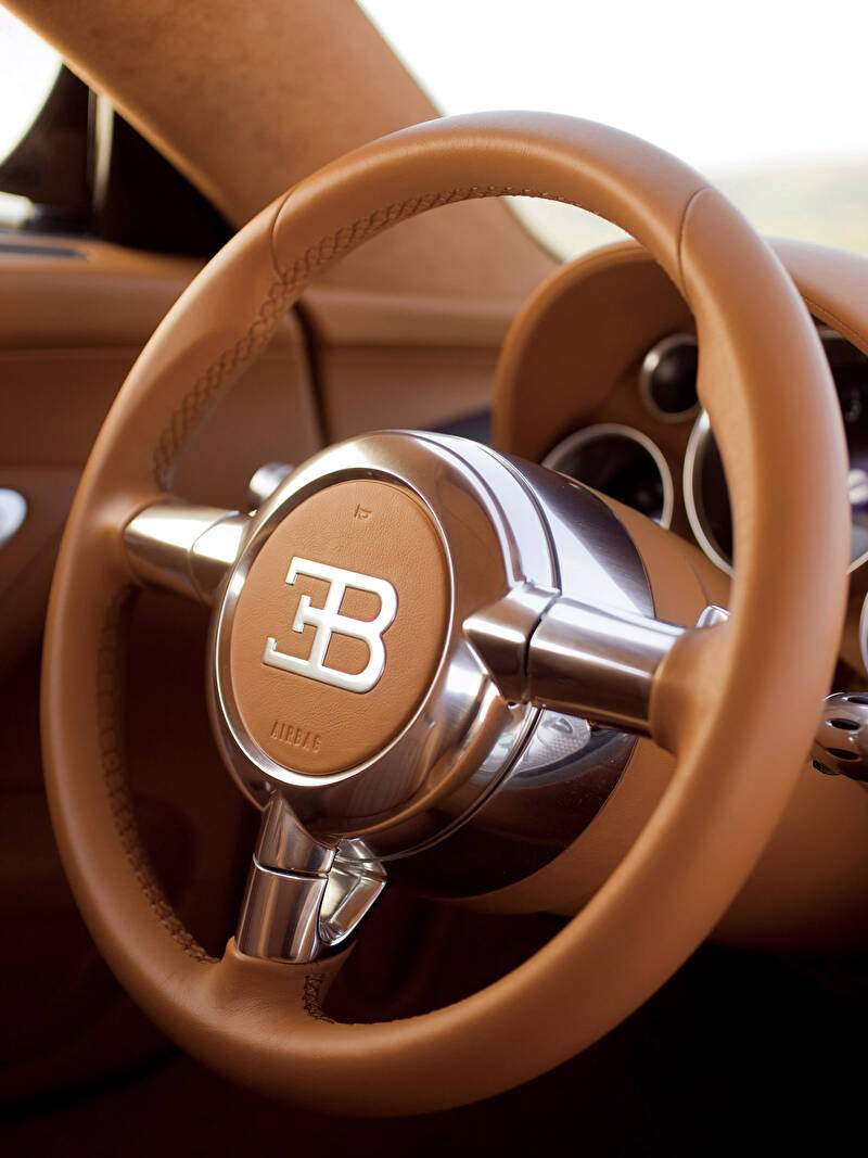 Bugatti EB 16.4 Veyron « Gold Edition » (2009),  ajouté par fox58