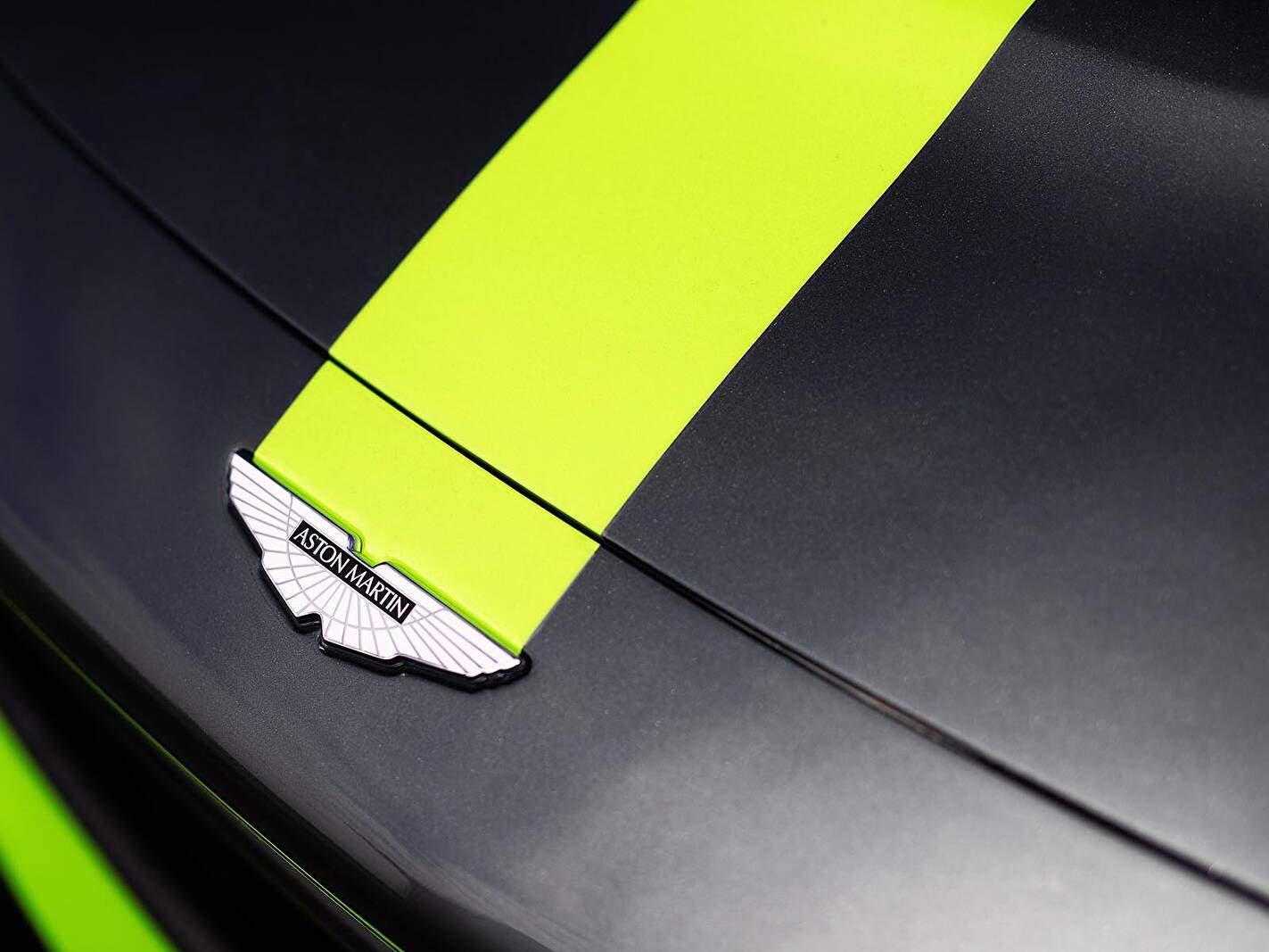 Aston Martin Vantage GT3 (2019),  ajouté par fox58