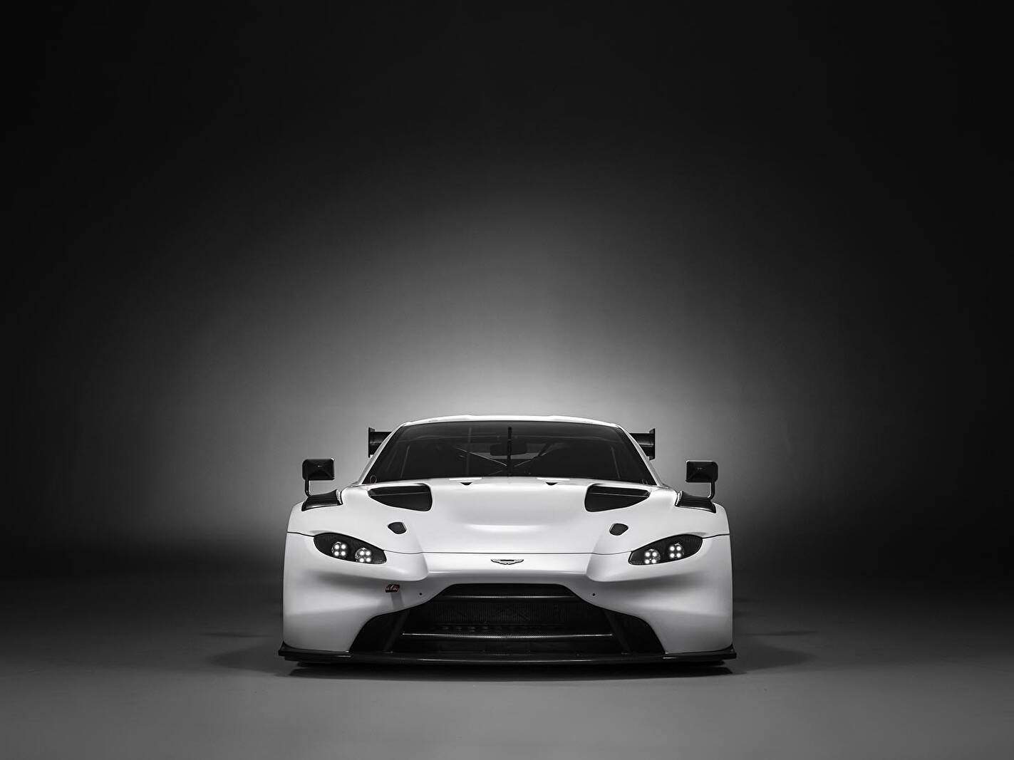 Aston Martin Vantage GT3 (2019),  ajouté par fox58