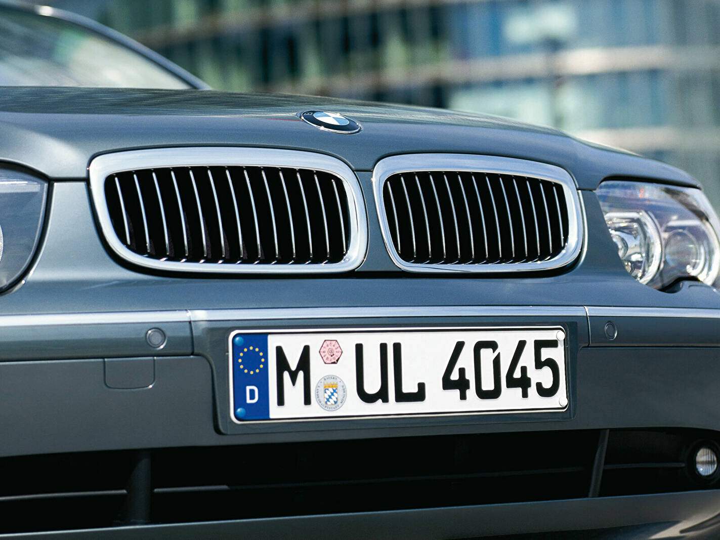 BMW 760Li (E66) (2002-2008),  ajouté par fox58