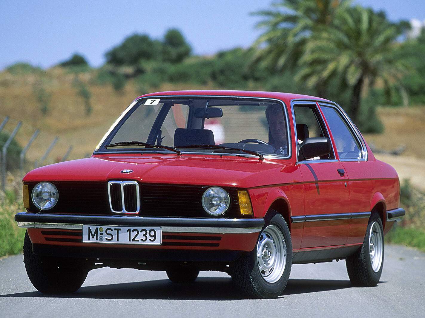 BMW 316 (E21) (1975-1983),  ajouté par fox58