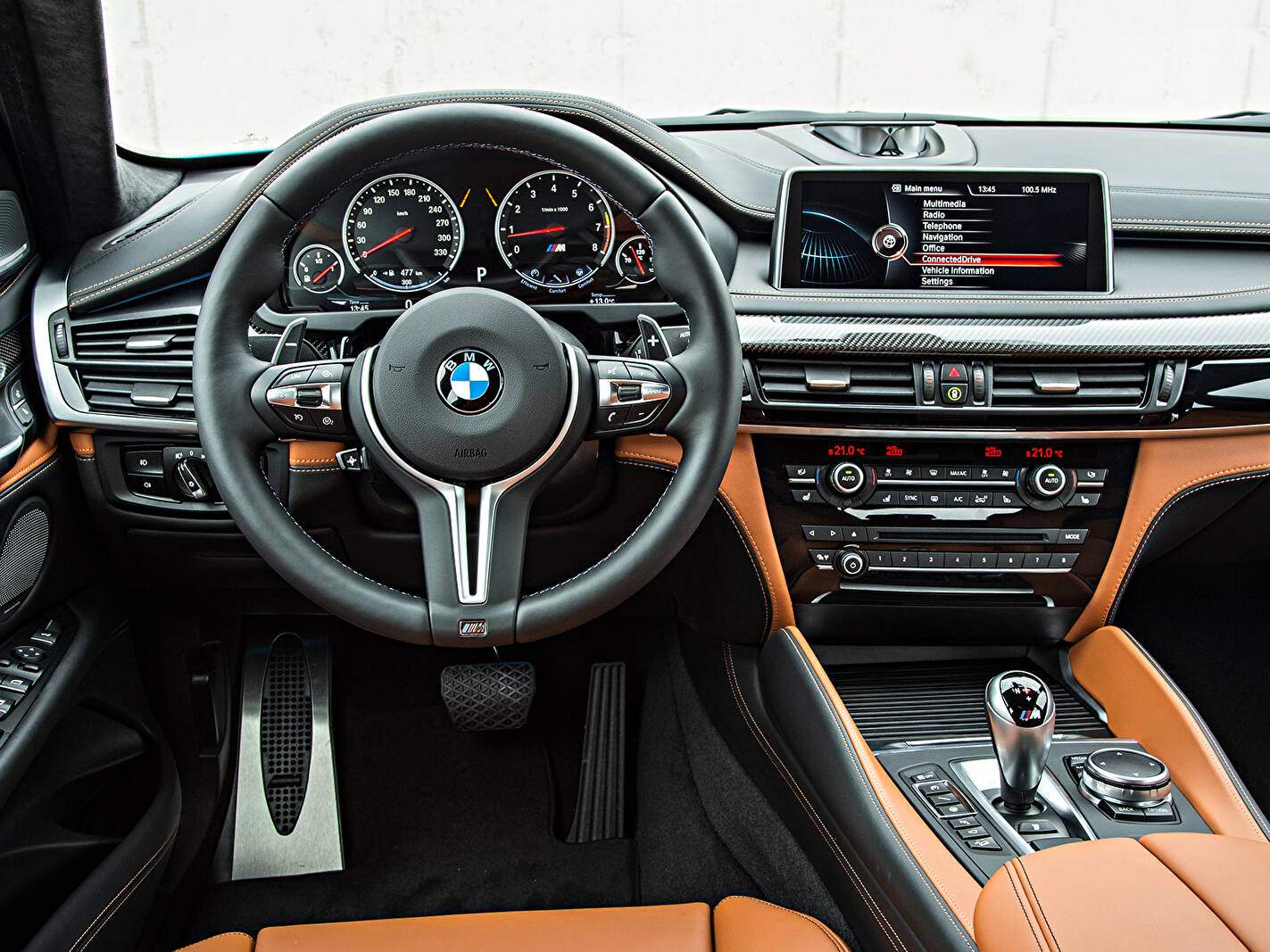 BMW X6 M (F86) (2014-2020),  ajouté par fox58