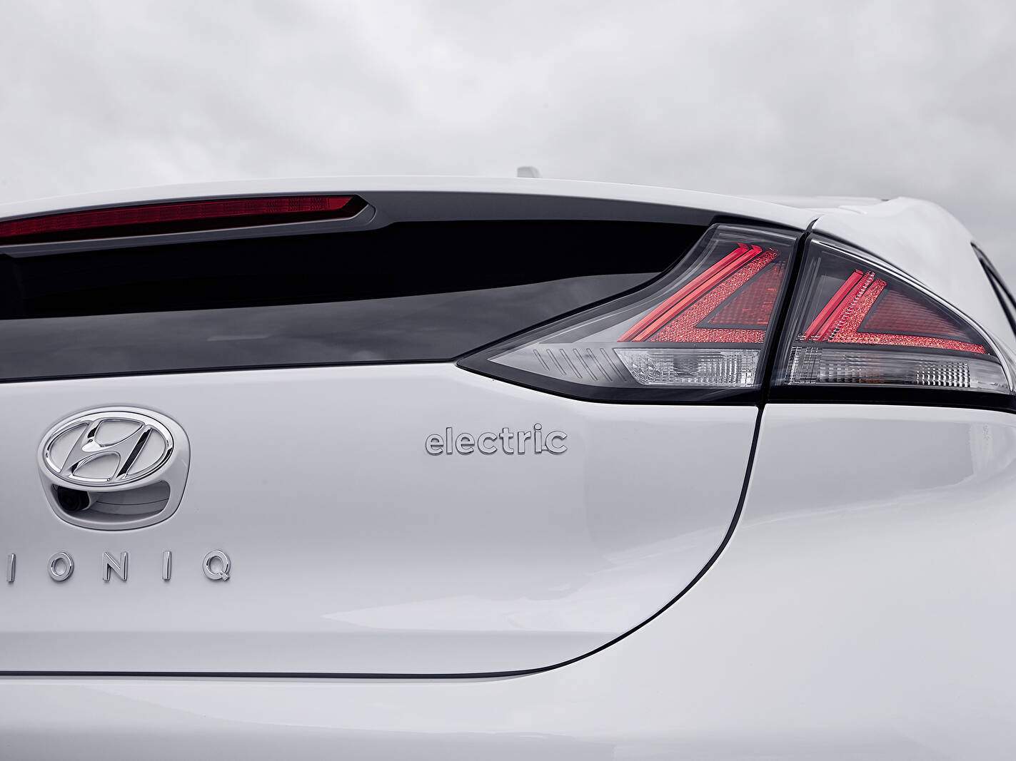 Hyundai Ioniq Electric 28 kWh (AE) (2016-2019),  ajouté par fox58