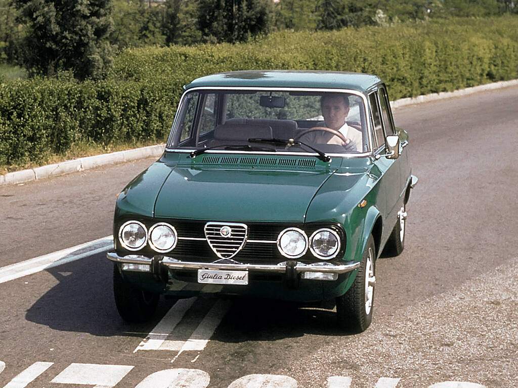 Alfa Romeo Giulia 1750 Super Diesel (1976-1977),  ajouté par fox58