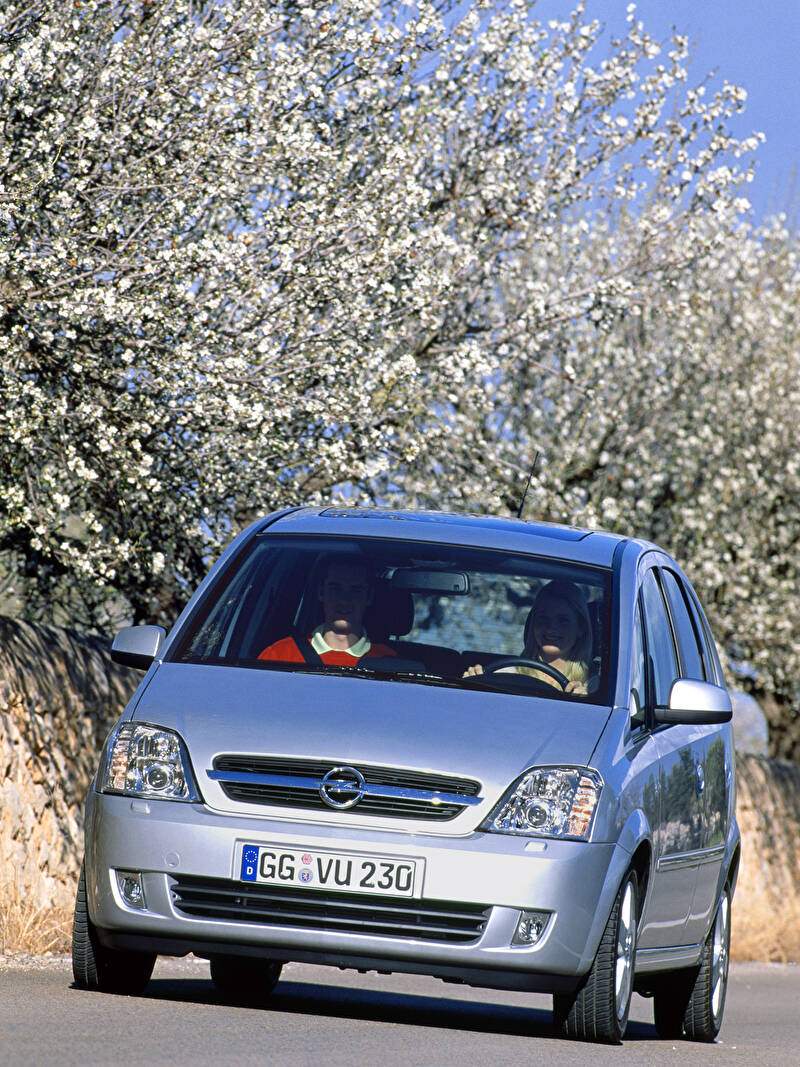 Opel Meriva 1.8 Ecotec 125 (2003-2009),  ajouté par fox58