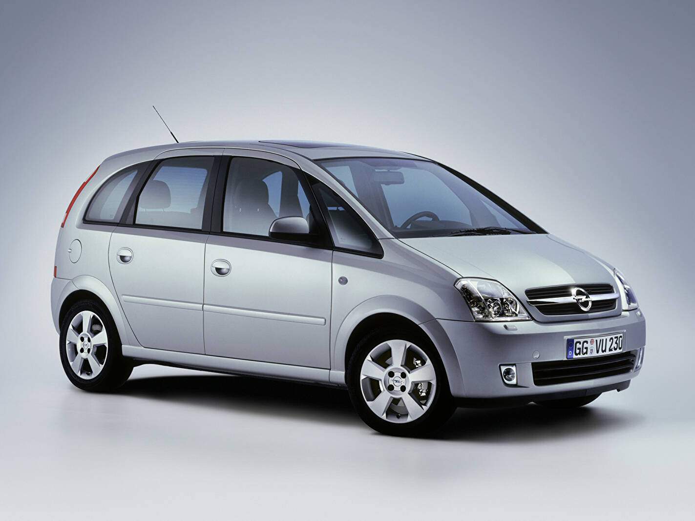 Opel Meriva 1.8 Ecotec 125 (2003-2009),  ajouté par fox58