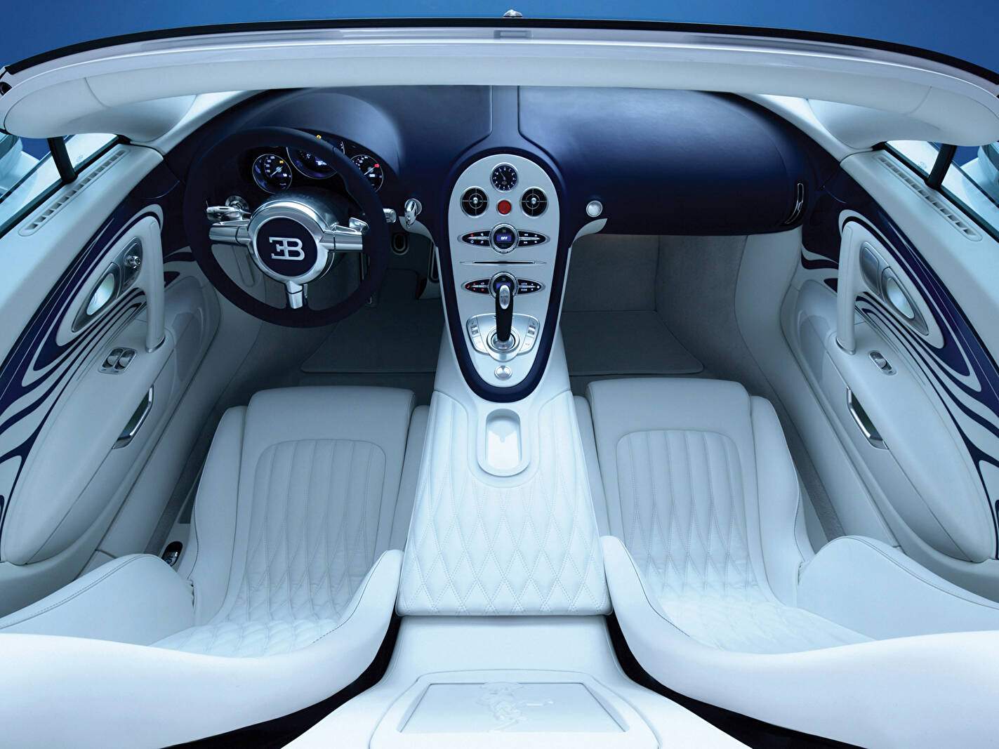 Bugatti EB 16.4 Veyron Grand Sport « L'Or Blanc » (2011),  ajouté par fox58
