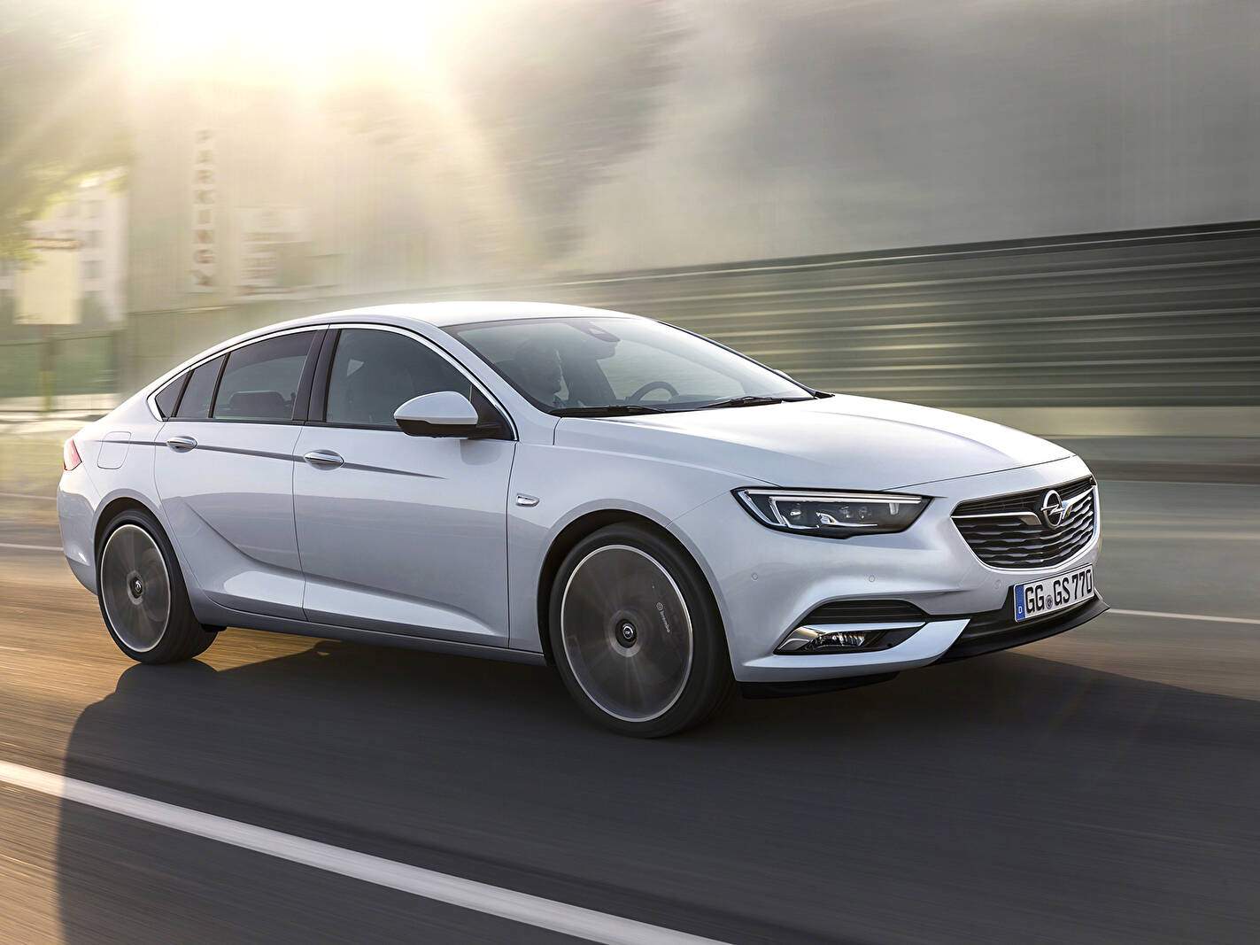 Opel Insignia II Grand Sport 2.0 Turbo 260 (B) (2017-2018),  ajouté par fox58