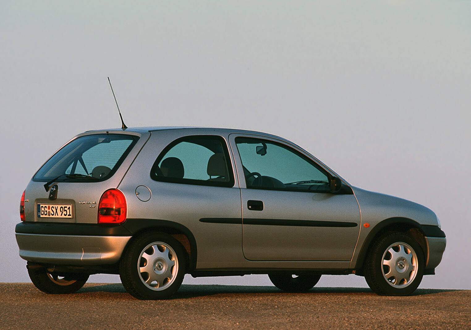 Opel Corsa II 1.2 16v (B) (1998-2001),  ajouté par fox58