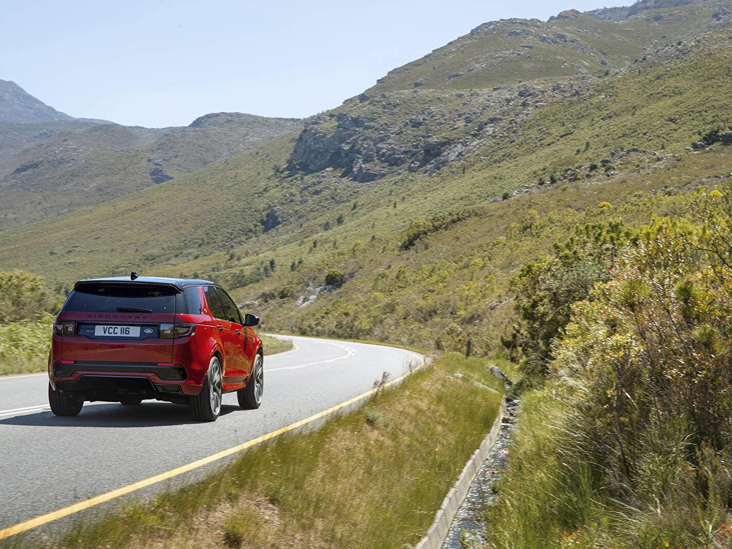 Land Rover Discovery Sport 2.0 TD4 180 (L550) (2015-2020),  ajouté par fox58