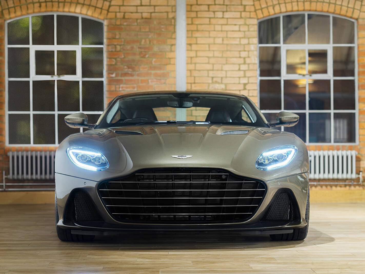 Aston Martin DBS Superleggera « OHMSS » (2019-2020),  ajouté par fox58