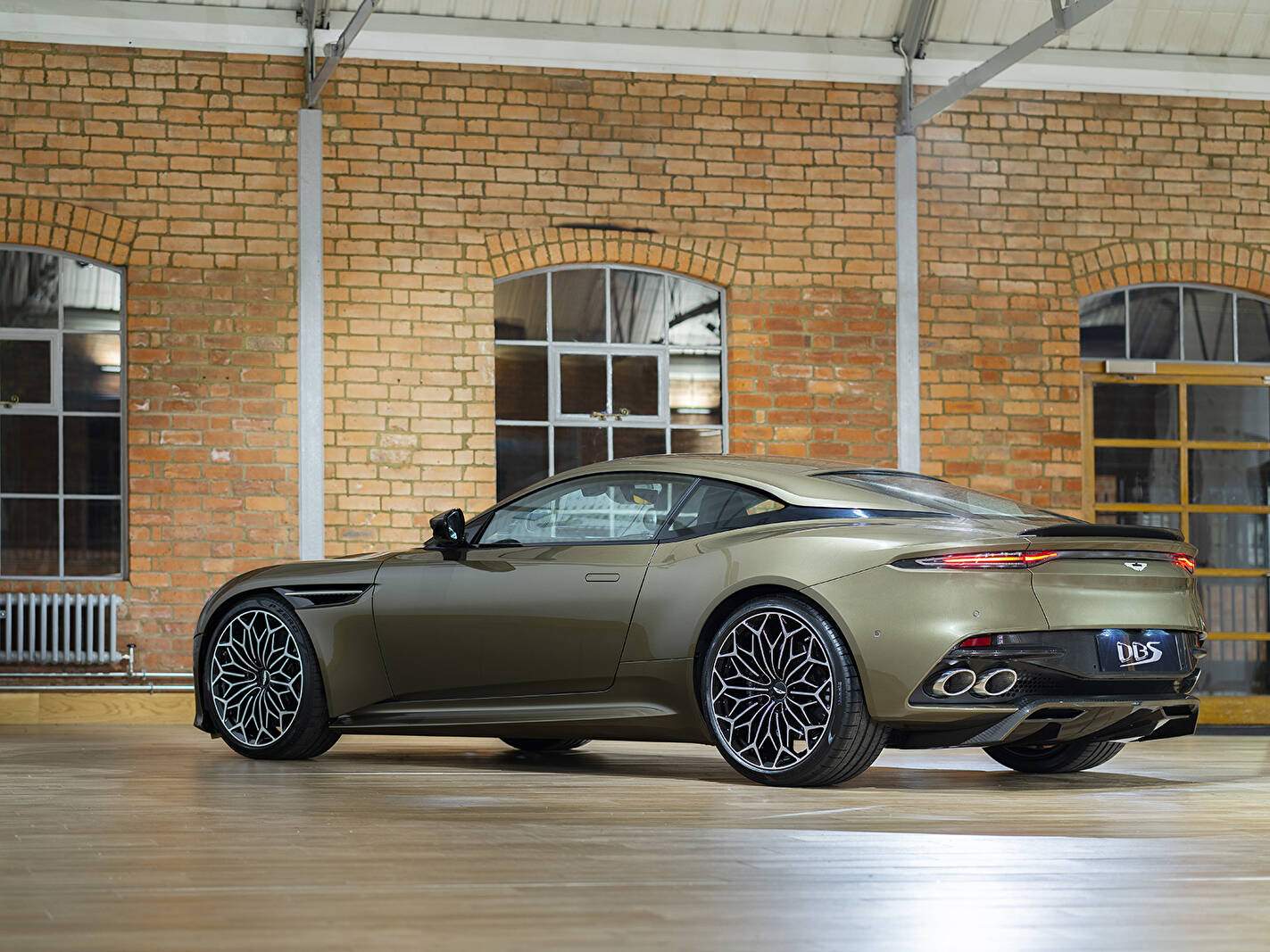 Aston Martin DBS Superleggera « OHMSS » (2019-2020),  ajouté par fox58