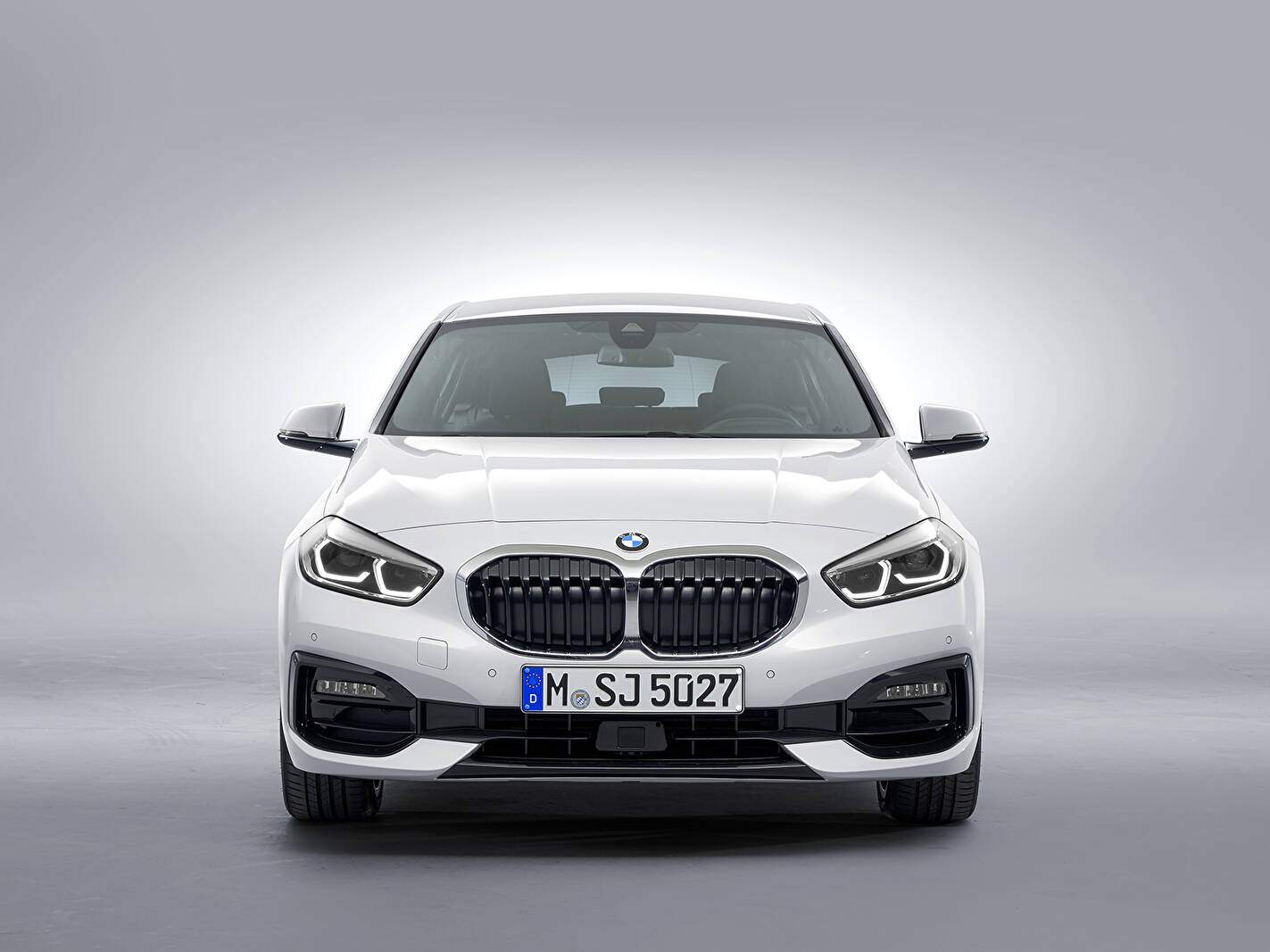 BMW 118i (F40) (2019-2020),  ajouté par fox58