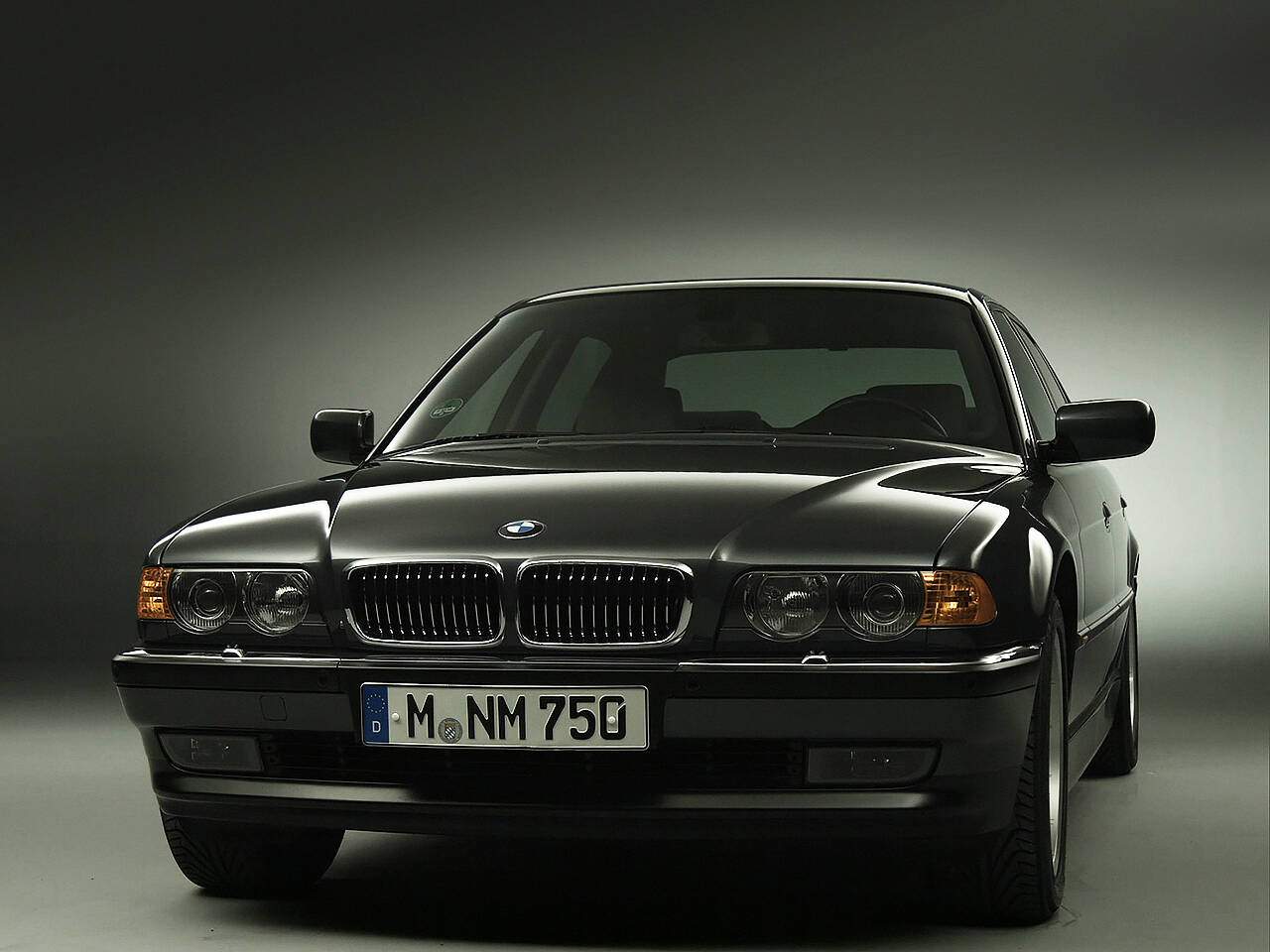BMW 750iL (E38) (1995-2001),  ajouté par fox58