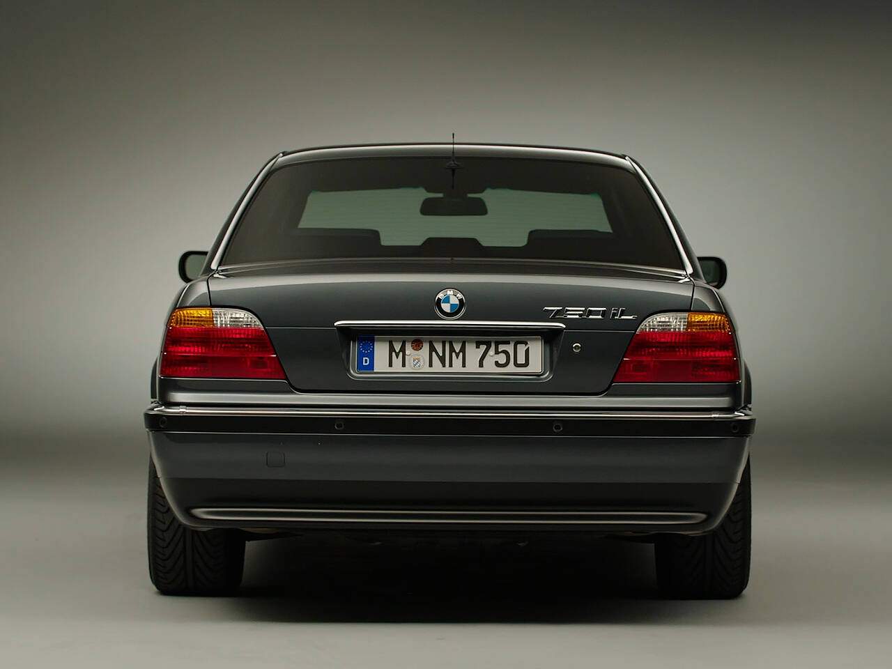 BMW 750iL (E38) (1995-2001),  ajouté par fox58