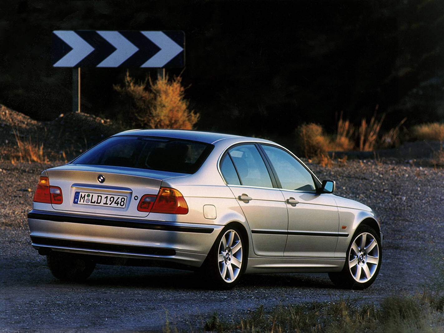 BMW 328i (E46) (1998-2000),  ajouté par fox58