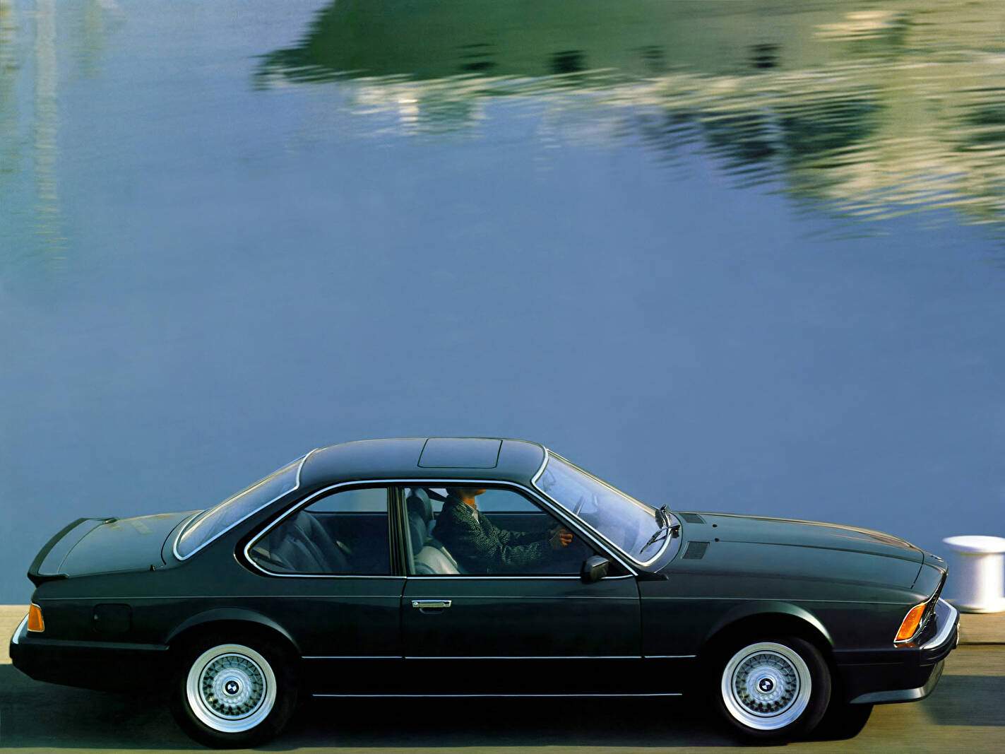 BMW 635Csi (E24) (1978-1989),  ajouté par fox58