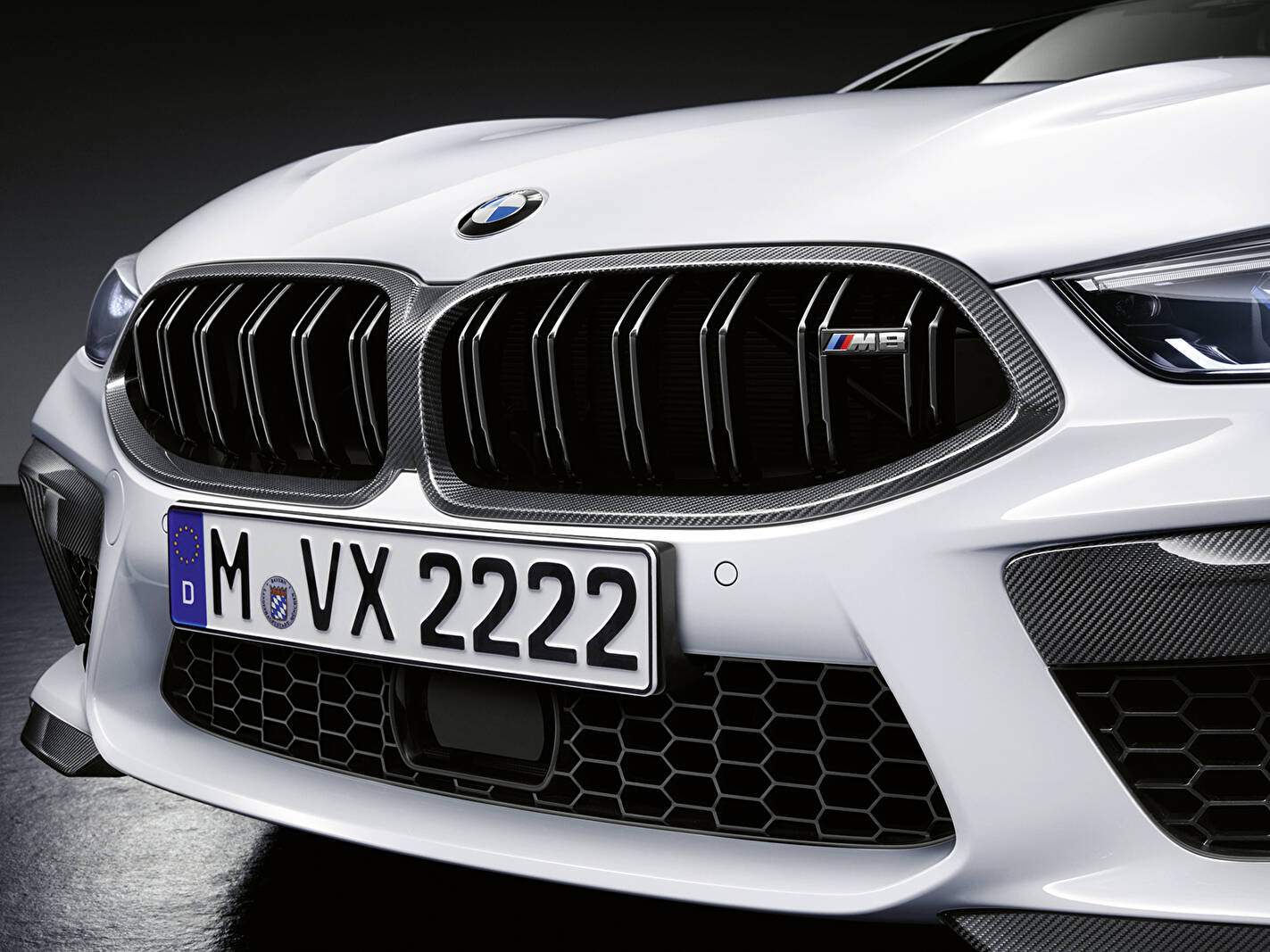 BMW M8 Compétition (F92) (2019),  ajouté par fox58