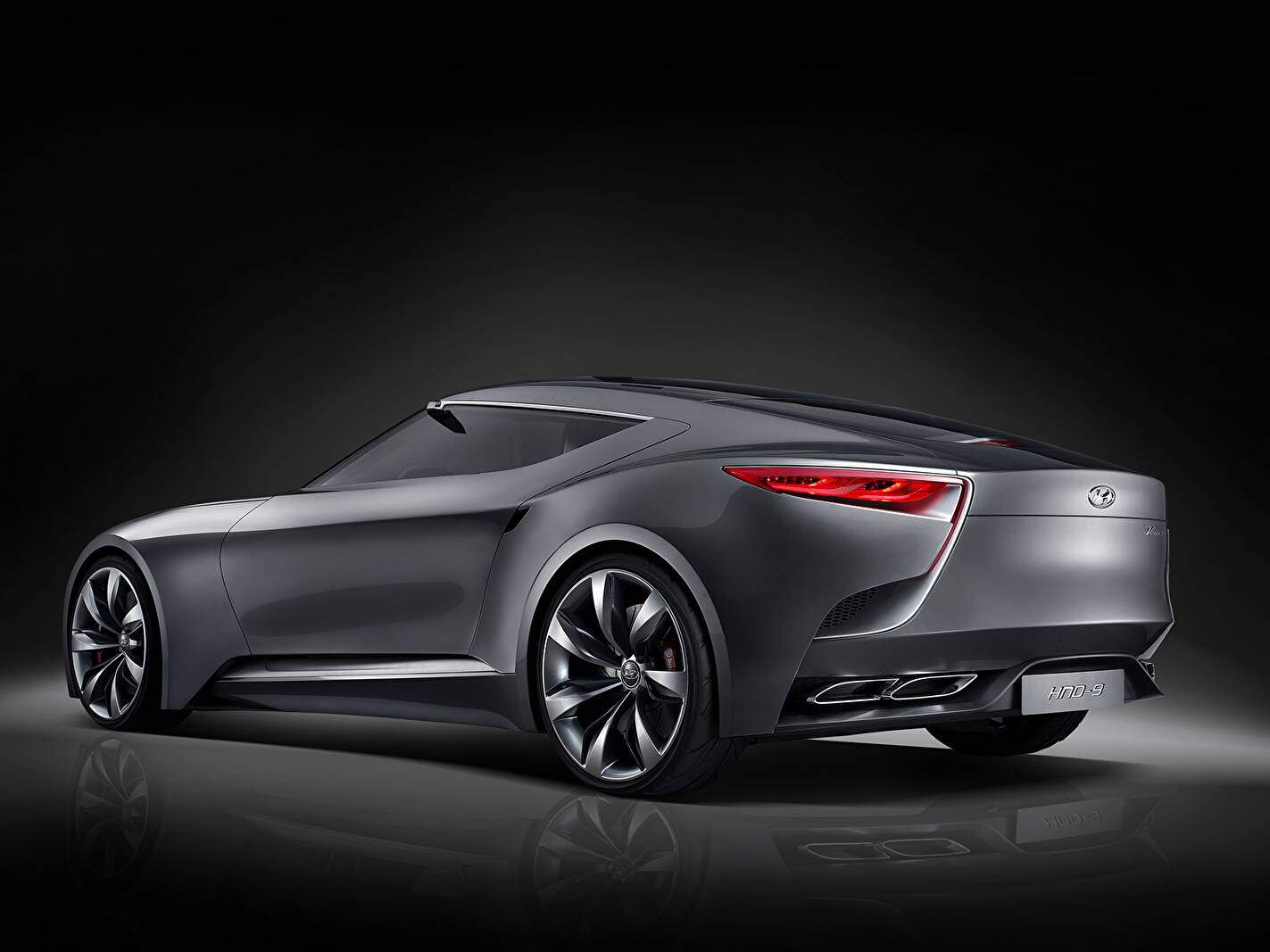 Hyundai HND-9 Venace Concept (2013),  ajouté par fox58