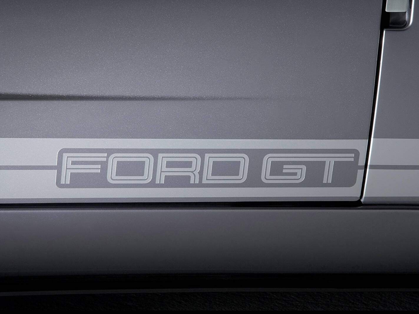 Ford GT « Tungsten » (2006),  ajouté par fox58