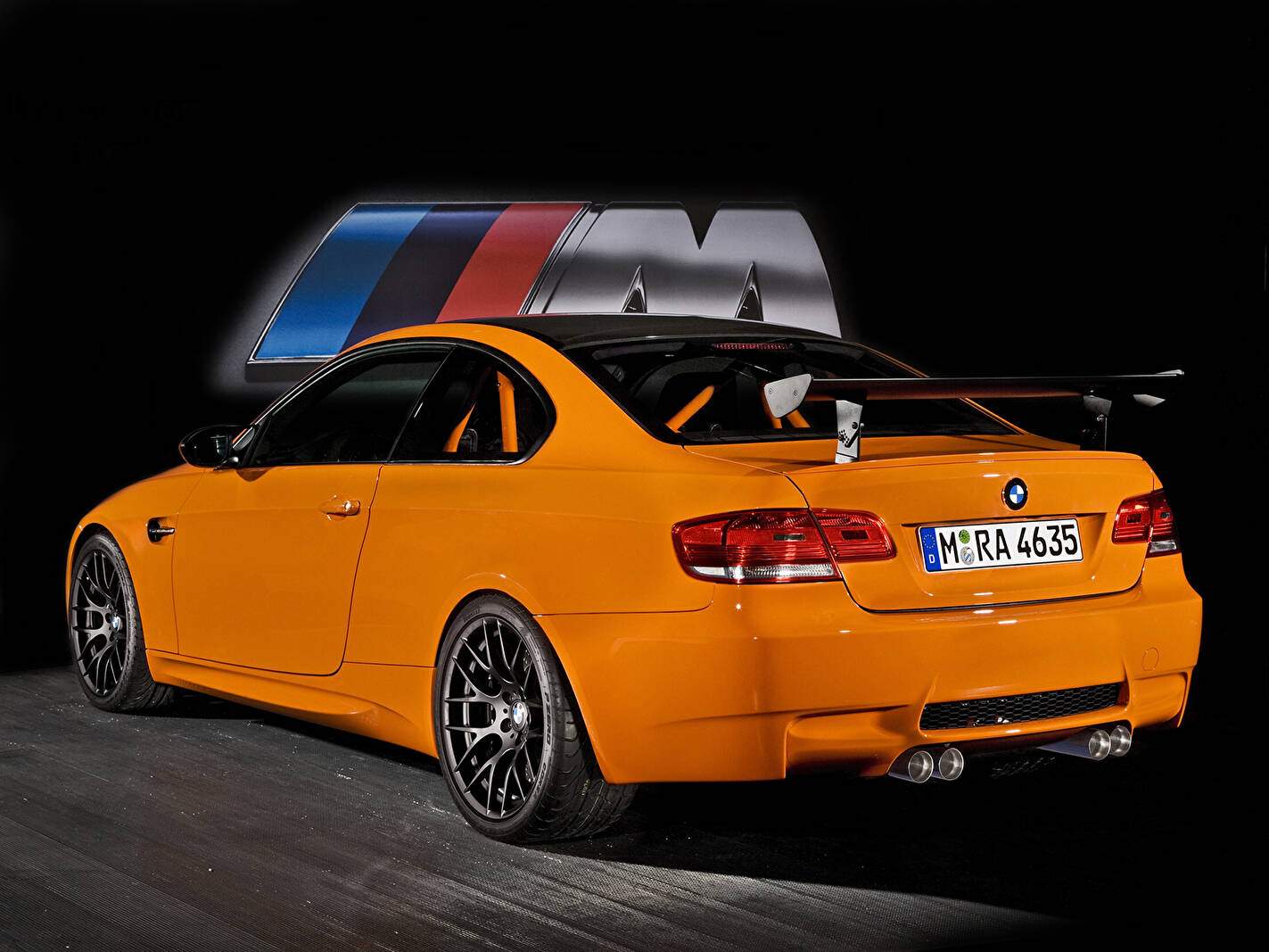 BMW M3 GTS (E92) (2010),  ajouté par fox58