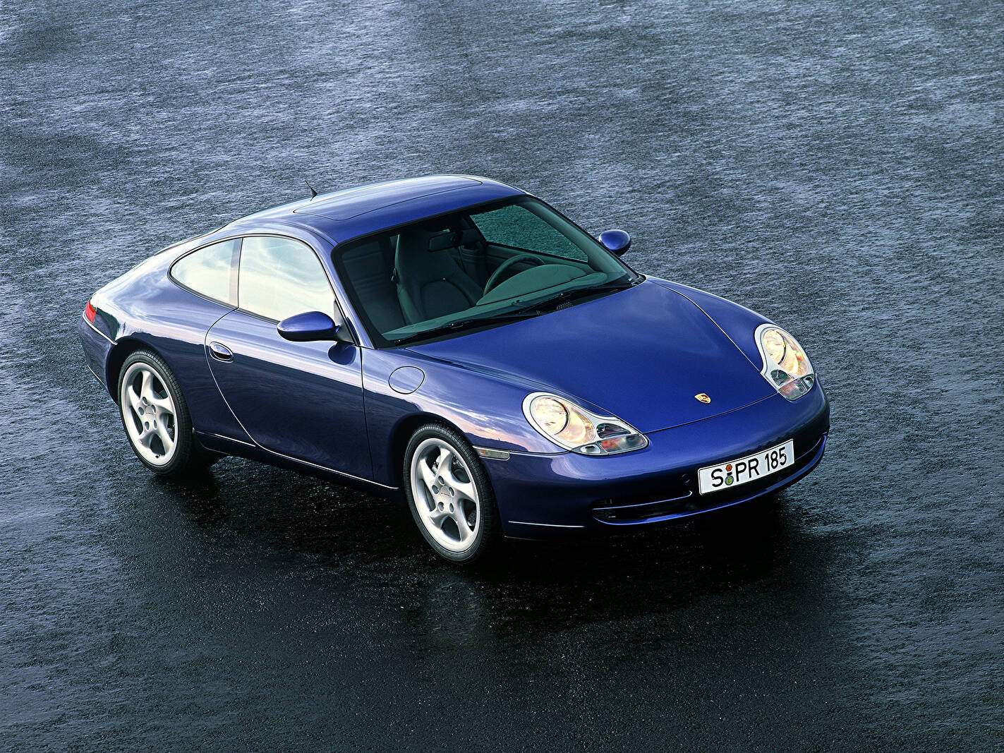 Porsche 911 Carrera 4 (996) (1998-2000),  ajouté par fox58