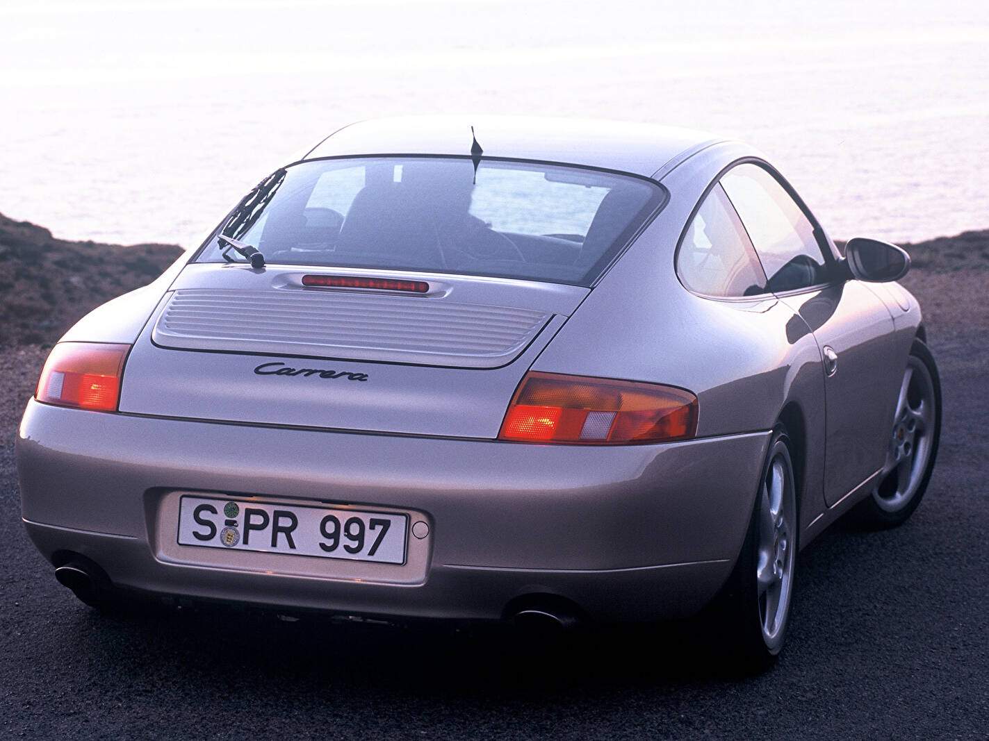 Porsche 911 Carrera (996) (1997-2000),  ajouté par fox58