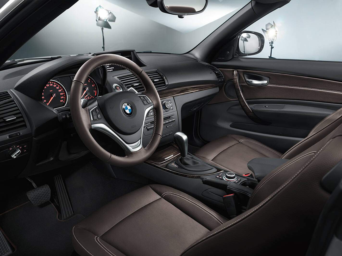 BMW 125i Cabriolet (E88) « Lifestyle Edition » (2013),  ajouté par fox58