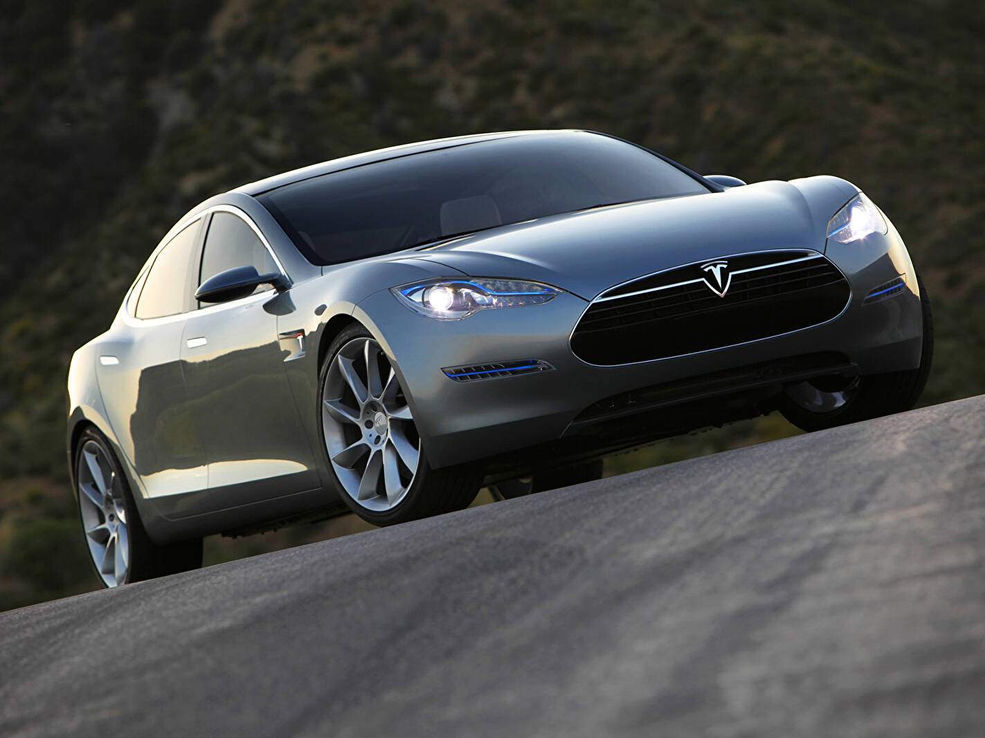 Tesla Motors Model S Concept (2009),  ajouté par fox58