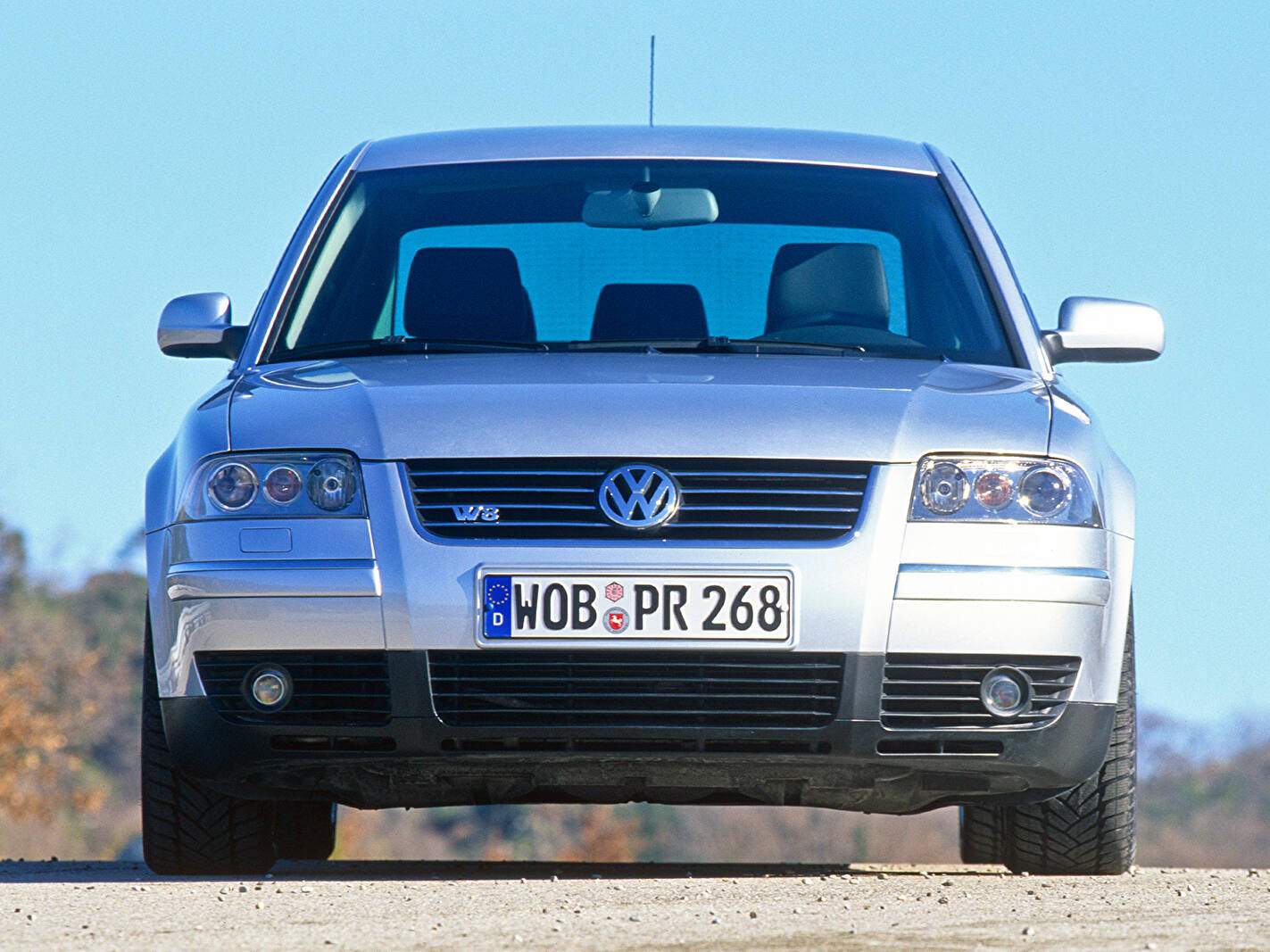 Volkswagen Passat V W8 (Typ 3B) (2001-2005),  ajouté par fox58