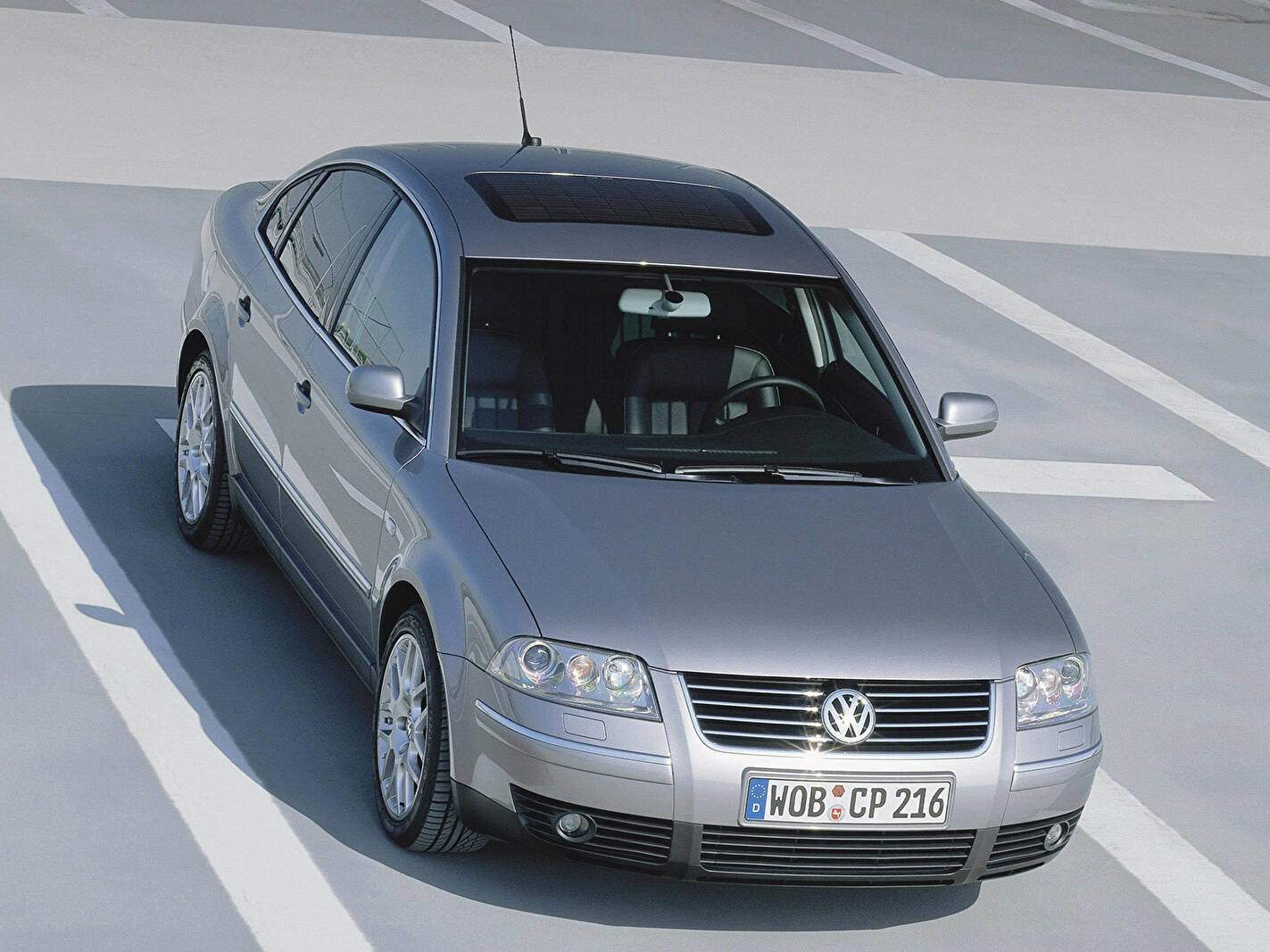 Volkswagen Passat V W8 (Typ 3B) (2001-2005),  ajouté par fox58