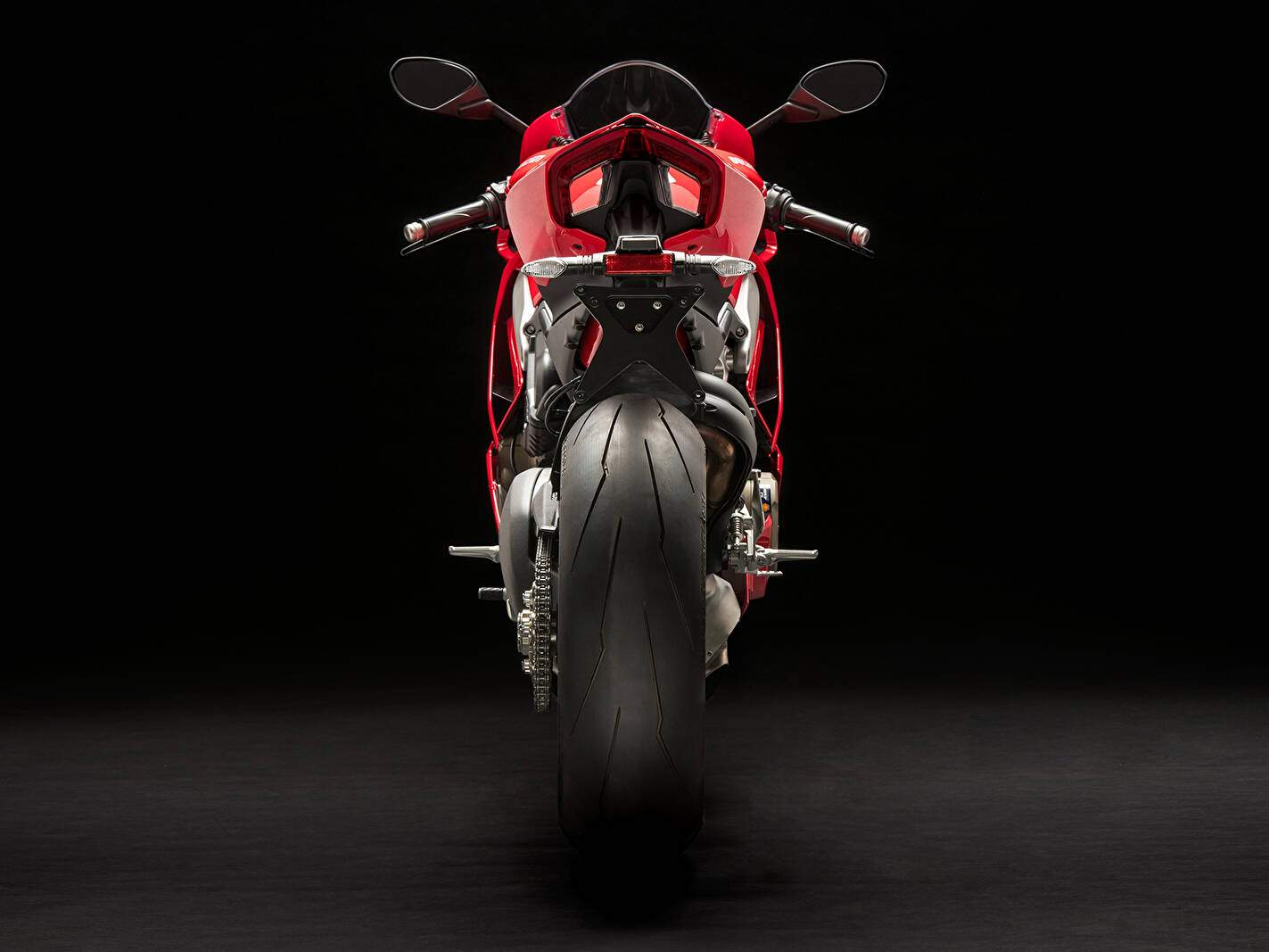 Ducati Panigale 1103 V4 S (2018),  ajouté par fox58