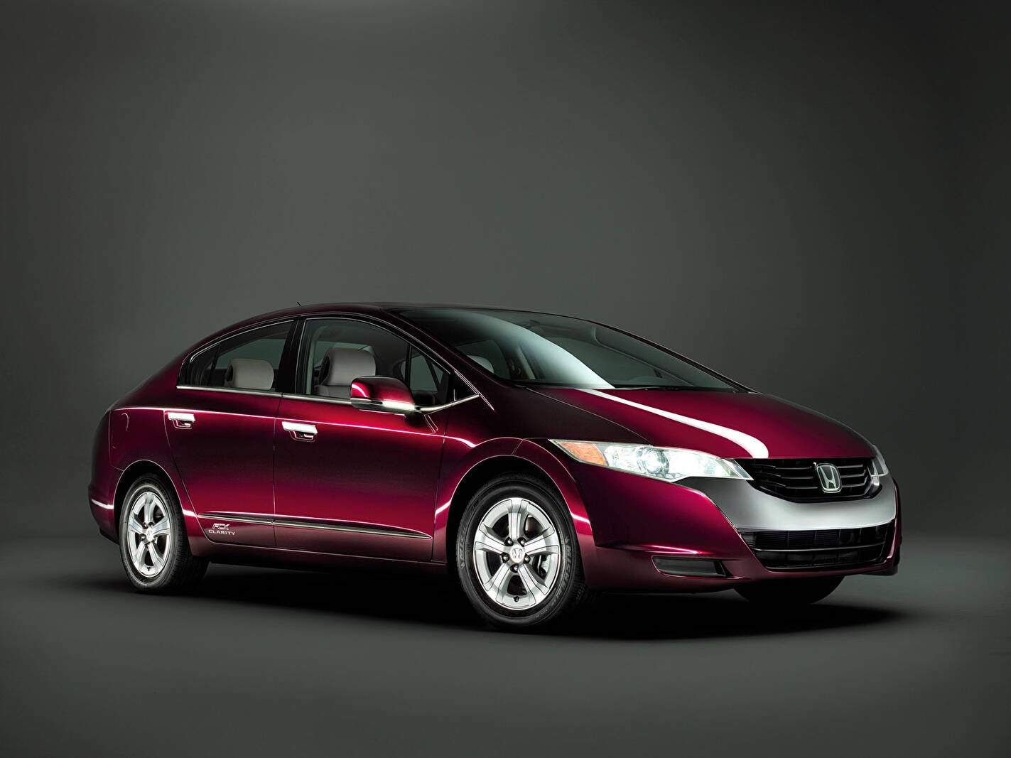 Honda FCX Clarity (2008-2014),  ajouté par fox58