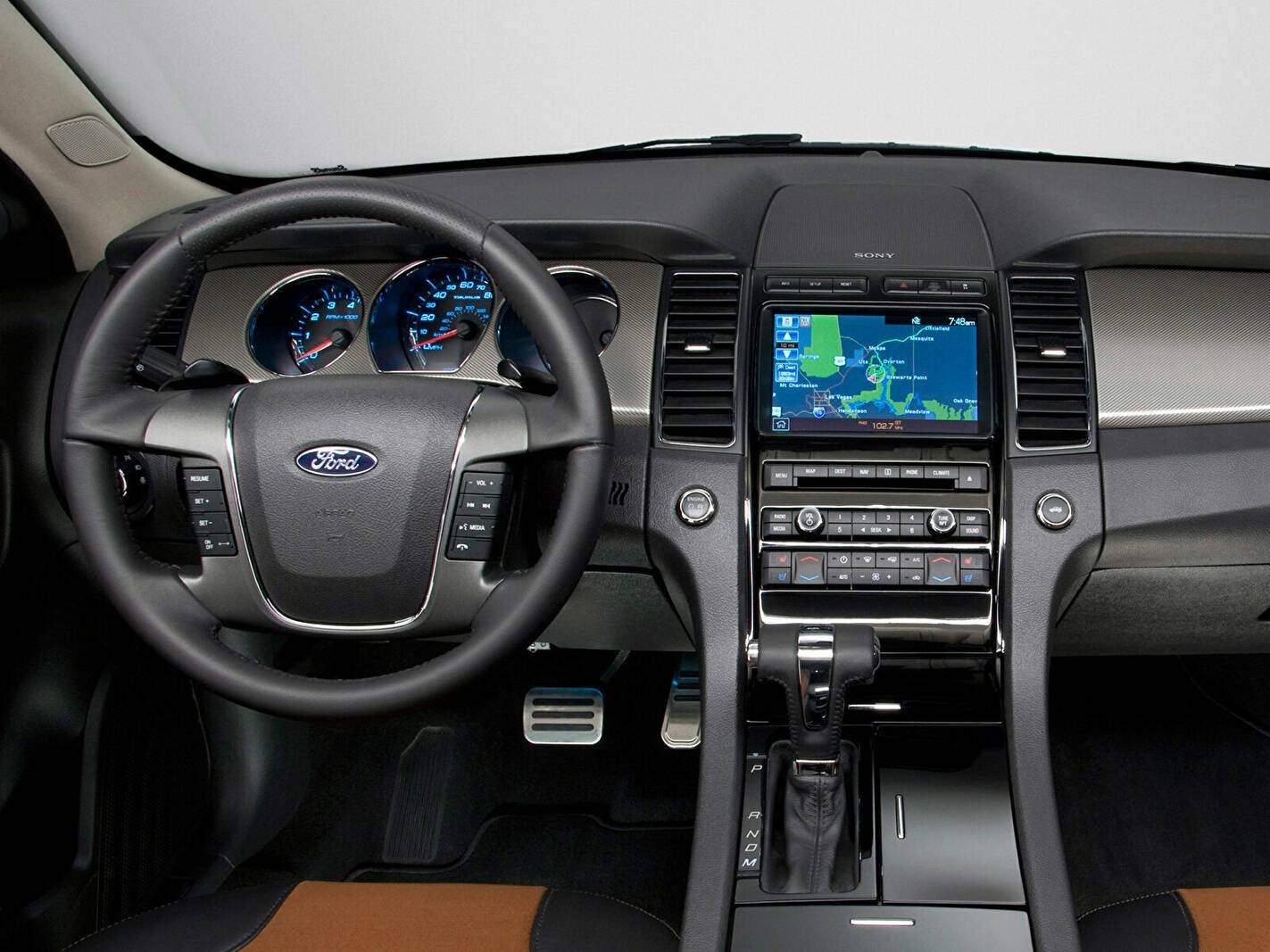 Ford Taurus VI SHO (2009-2012),  ajouté par fox58