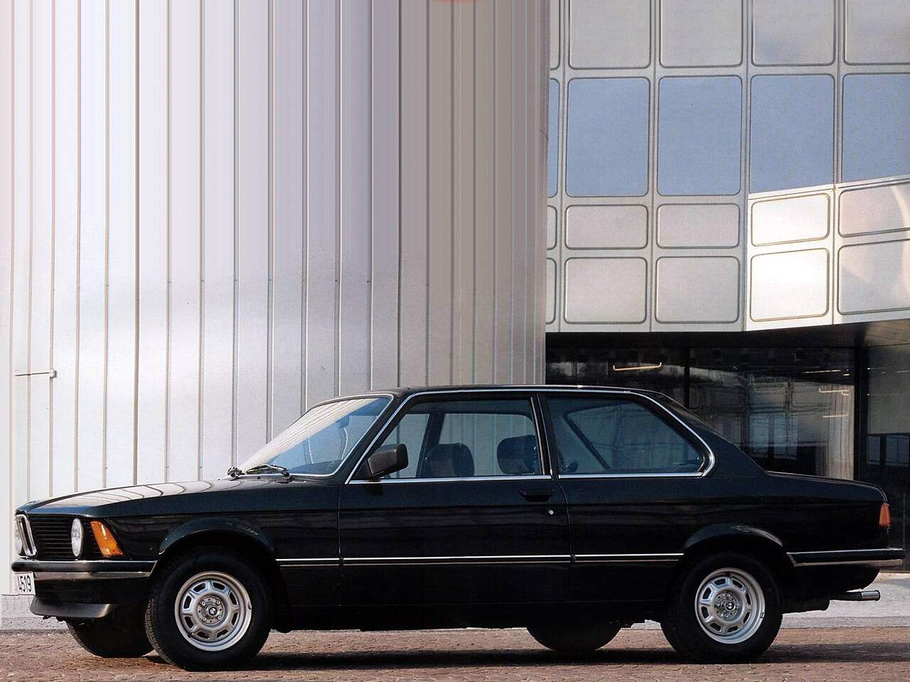 BMW 318 (E21) (1975-1980),  ajouté par fox58