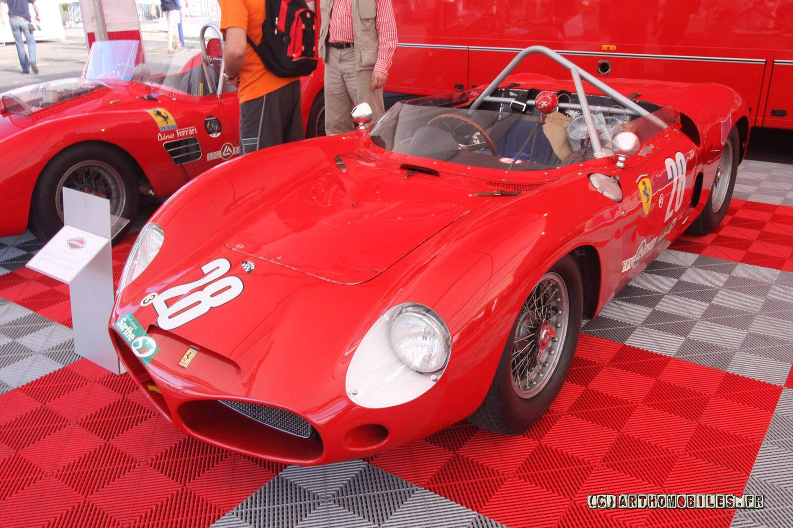 Ferrari 196 SP (1962),  ajouté par fox58