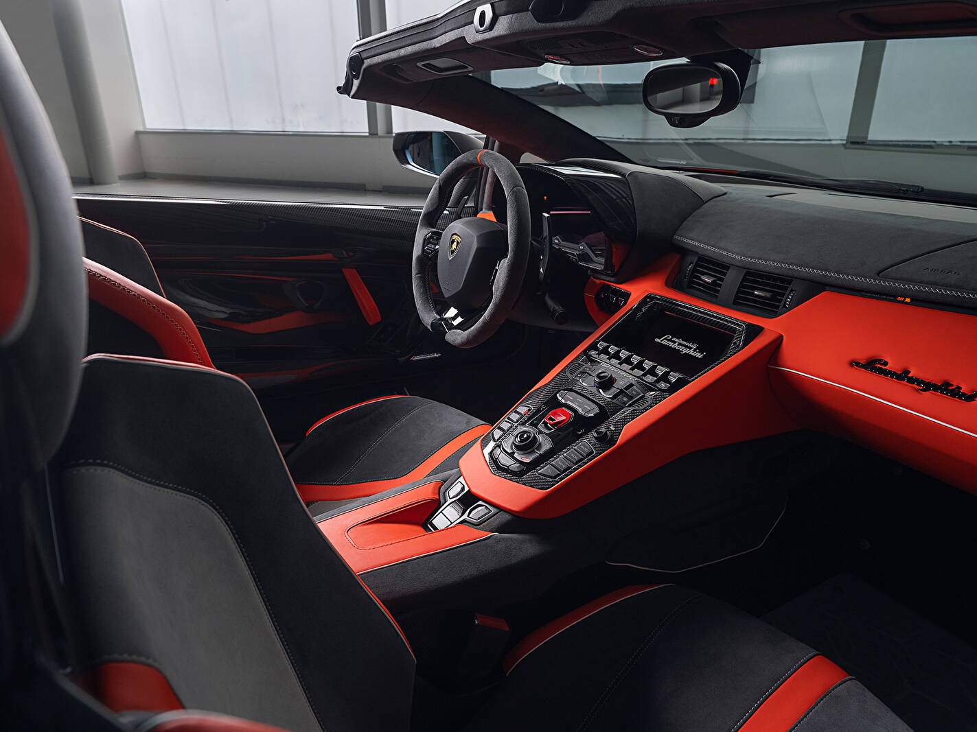 Lamborghini Aventador SVJ Roadster « 63 » (2020),  ajouté par fox58