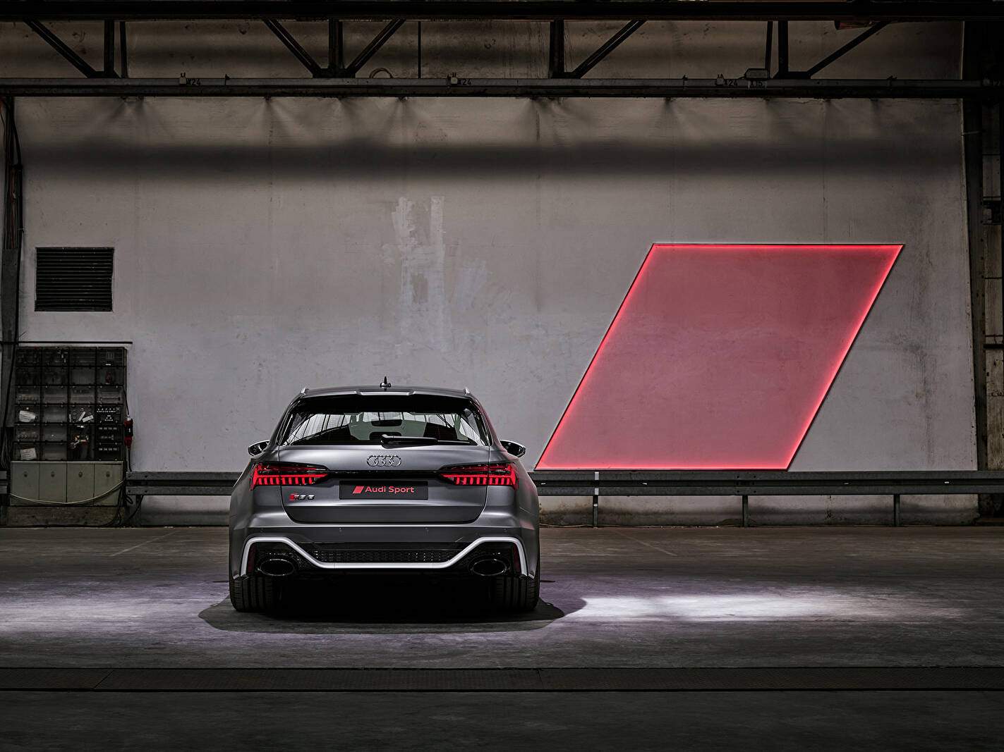 Audi RS6 V Avant (C8) (2019),  ajouté par fox58