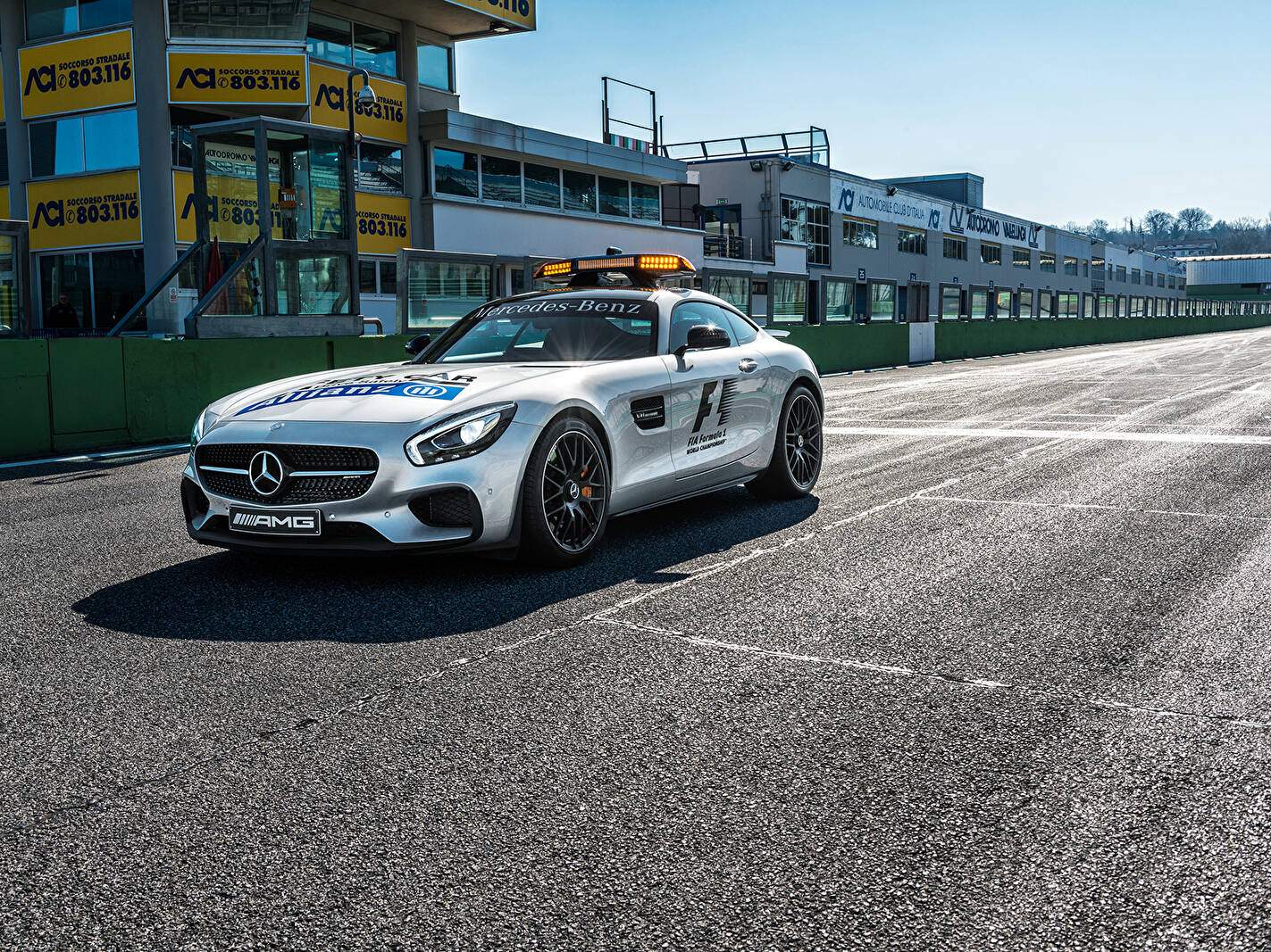 Mercedes-AMG GT S (C190) « F1 Safety Car » (2015-2017),  ajouté par fox58