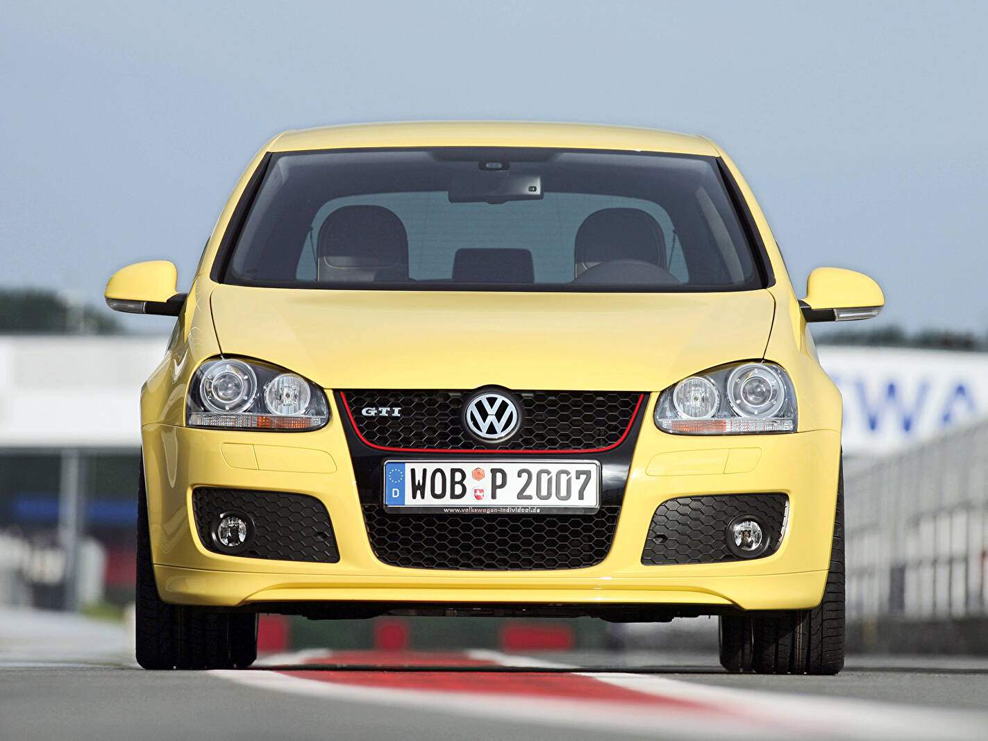 Volkswagen Golf V GTi Pirelli (Typ 1K) (2007-2008),  ajouté par fox58