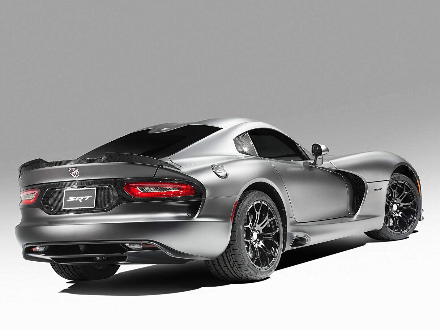SRT Viper GTS « Anodized Carbon Special Edition » (2014),  ajouté par fox58