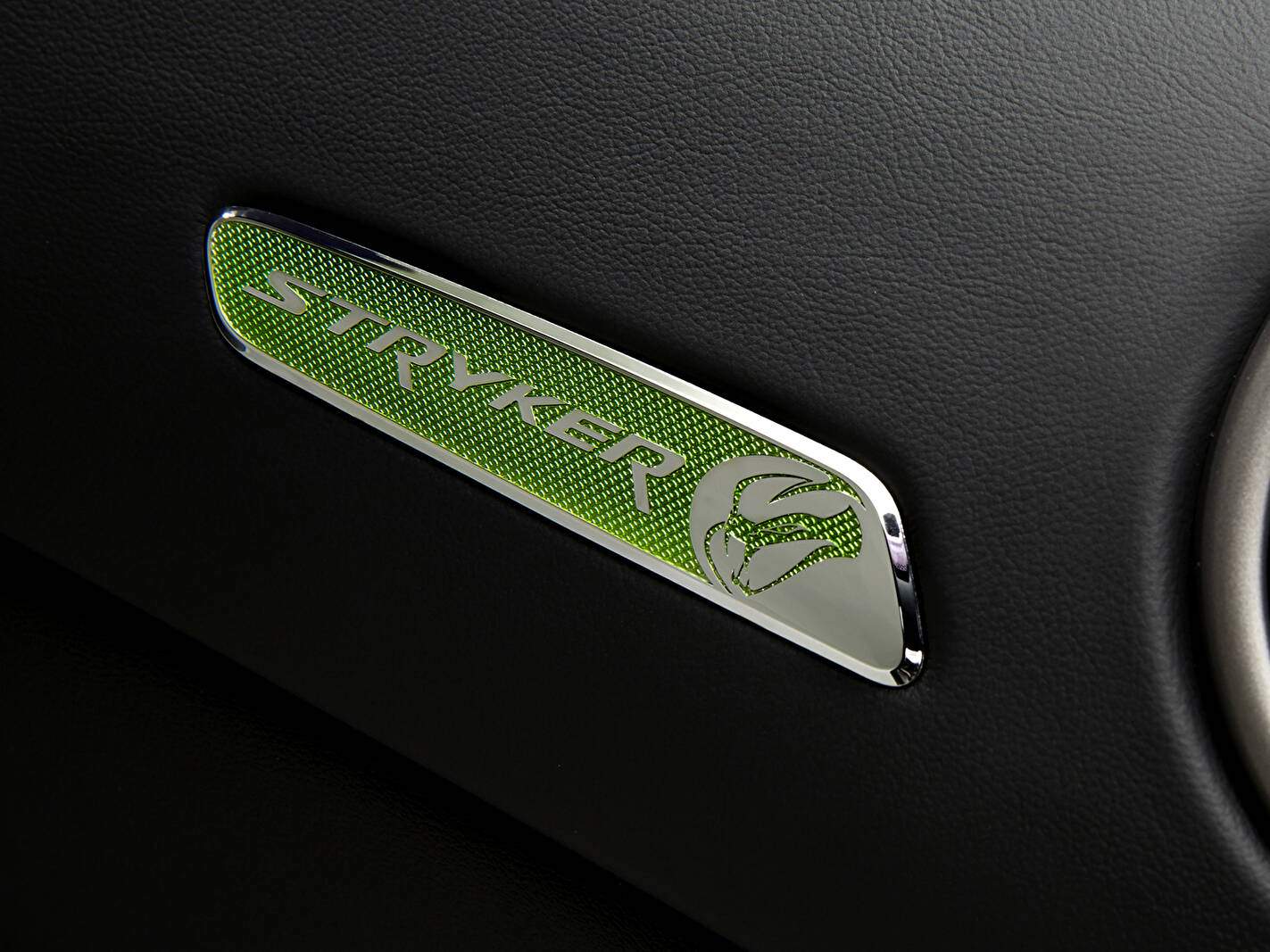 SRT Viper GTS « Stryker Green » (2014),  ajouté par fox58