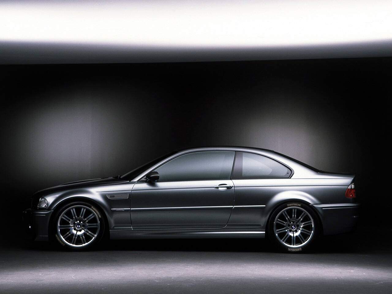 BMW M3 CSL Concept (2001),  ajouté par fox58