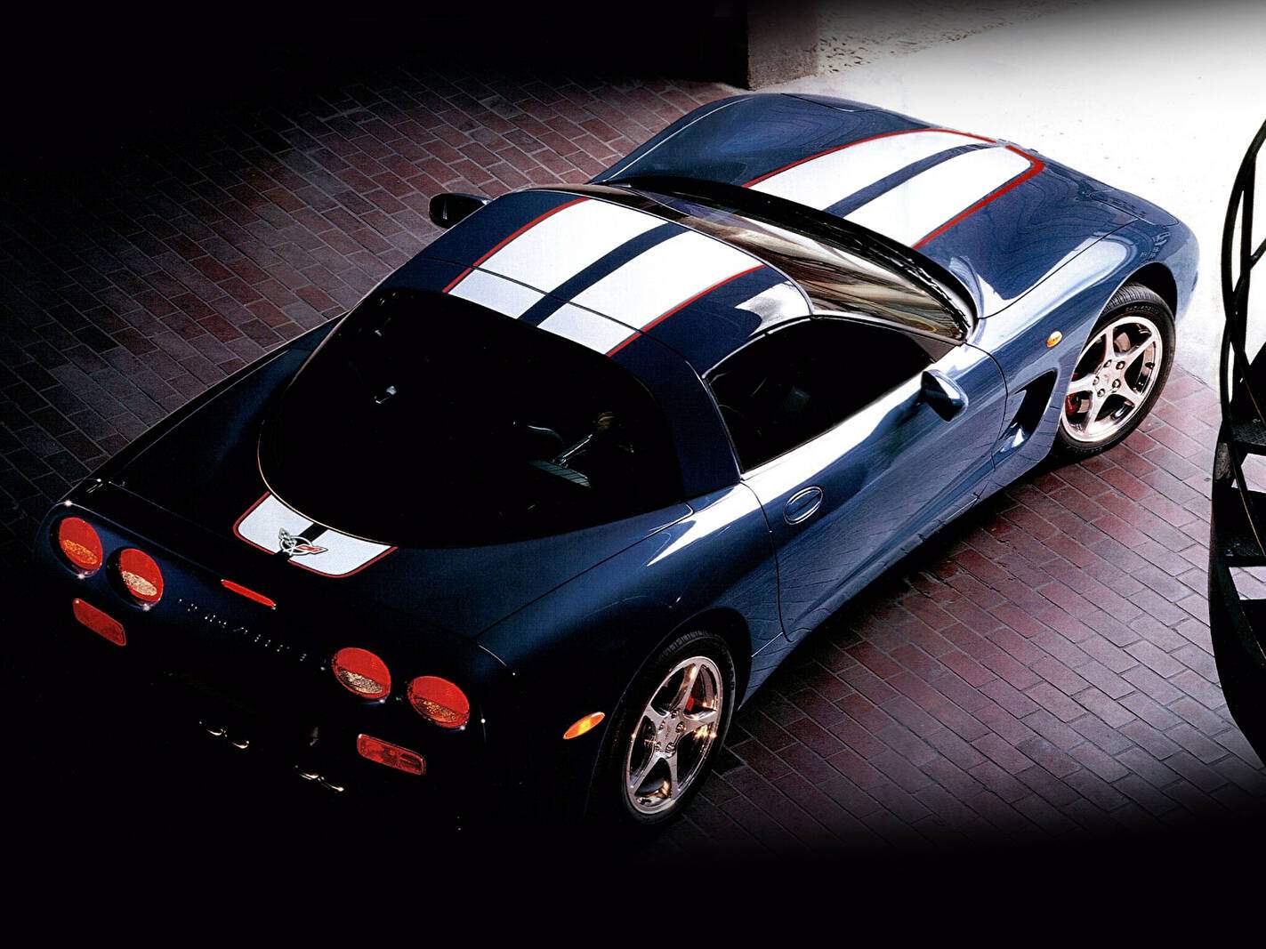 Chevrolet Corvette C5 Coupé « Commemorative Edition » (2004),  ajouté par fox58