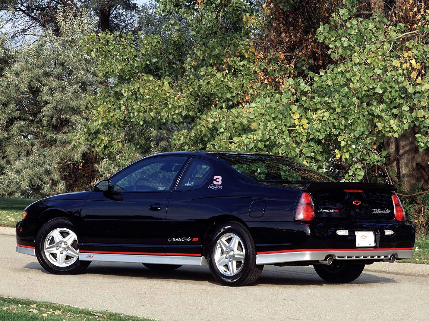 Chevrolet Monte Carlo VI SS « Dale Earnhardt Signature Edition » (2001-2002),  ajouté par fox58