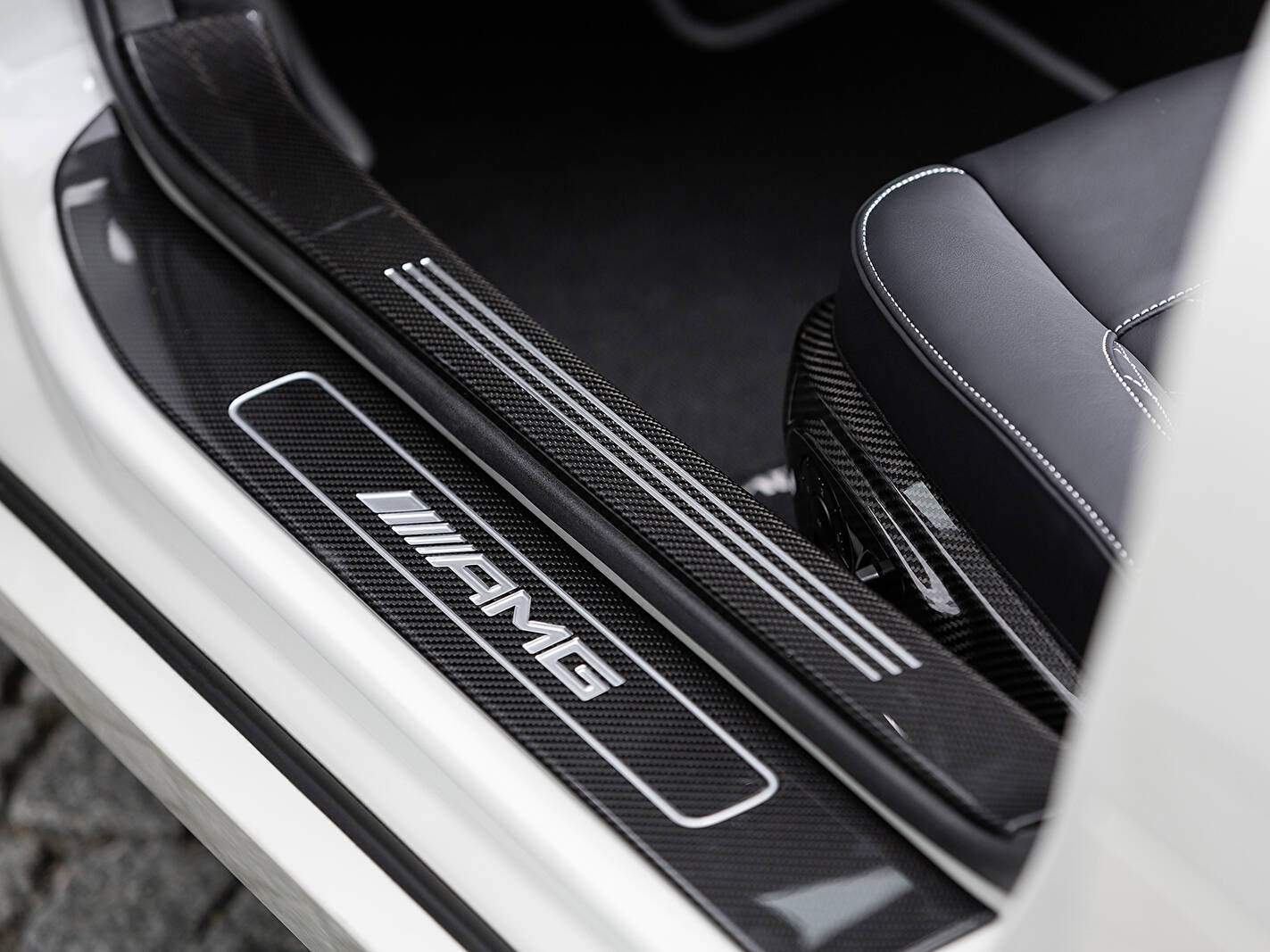Mercedes-Benz SLS AMG Roadster GT « Final Edition » (2014),  ajouté par fox58