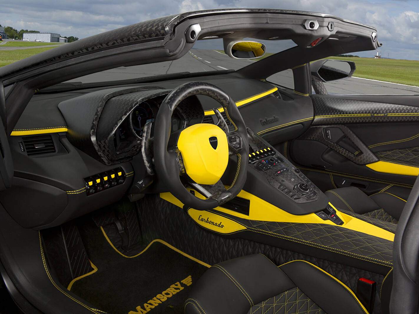 Mansory Aventador LP700-4 Roadster Carbonado Apertos (2013),  ajouté par fox58