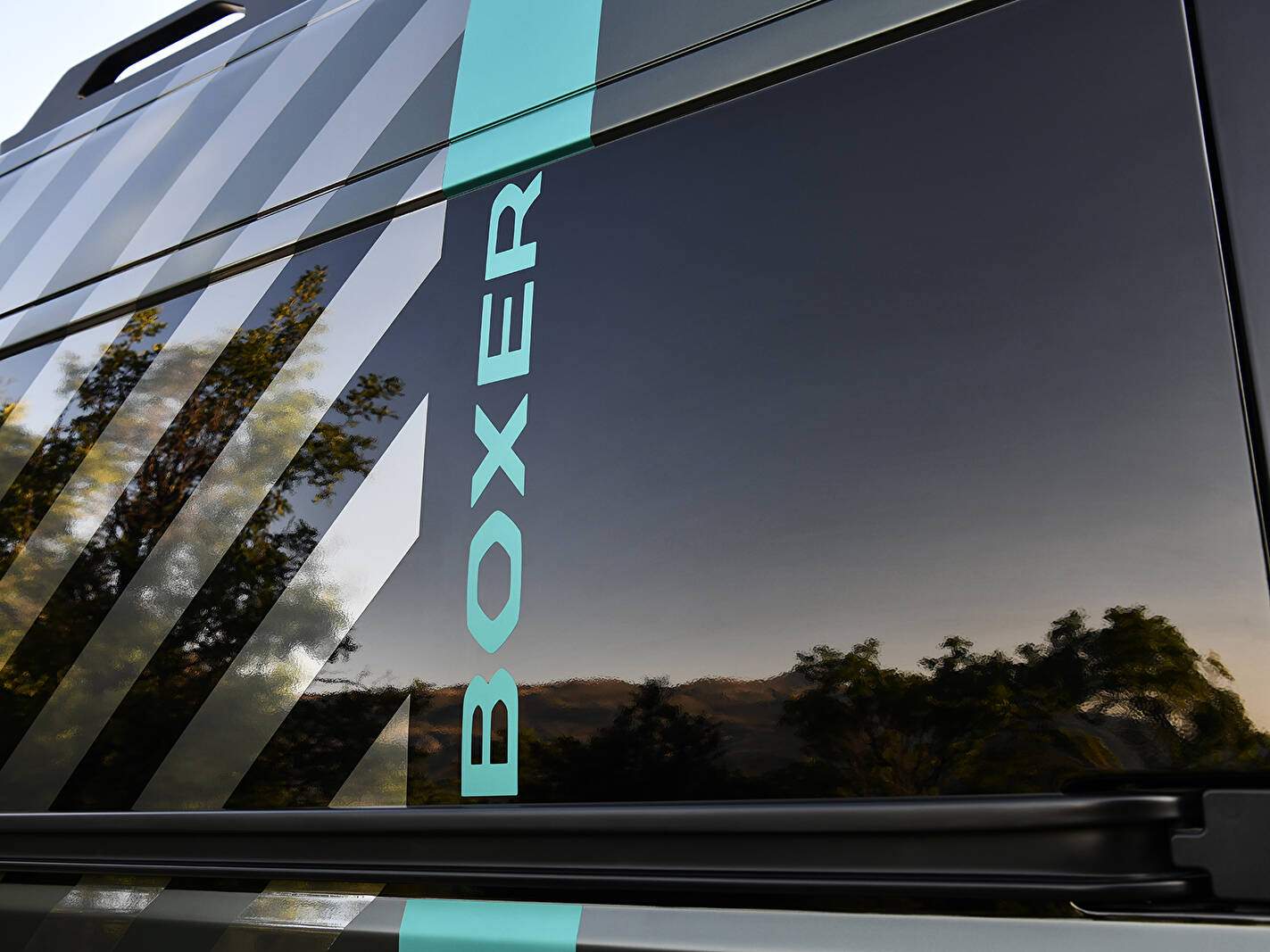 Peugeot Boxer 4×4 Concept (2019),  ajouté par fox58