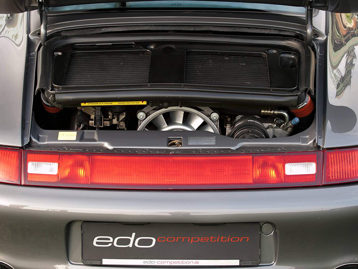 Edo Competition 911 Turbo WLS1 (2012),  ajouté par fox58