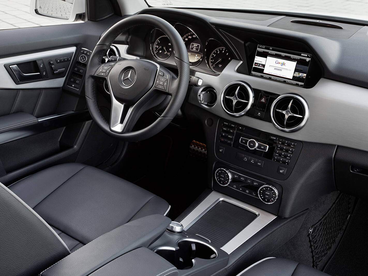 Mercedes-Benz GLK 350 (X204) (2012-2015),  ajouté par fox58